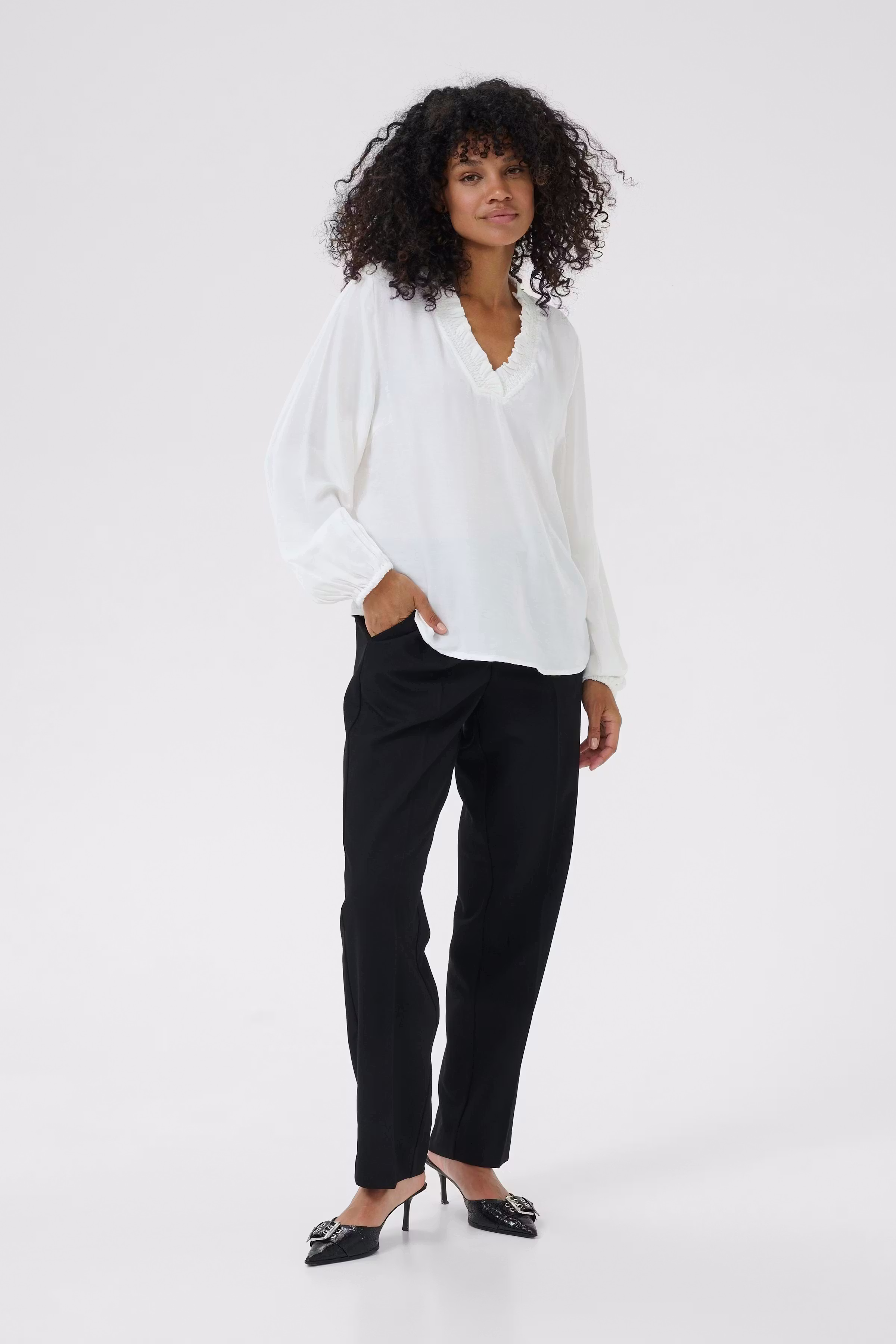 KAmille Bluse LOOKBOOK FRONT 10510845-110602