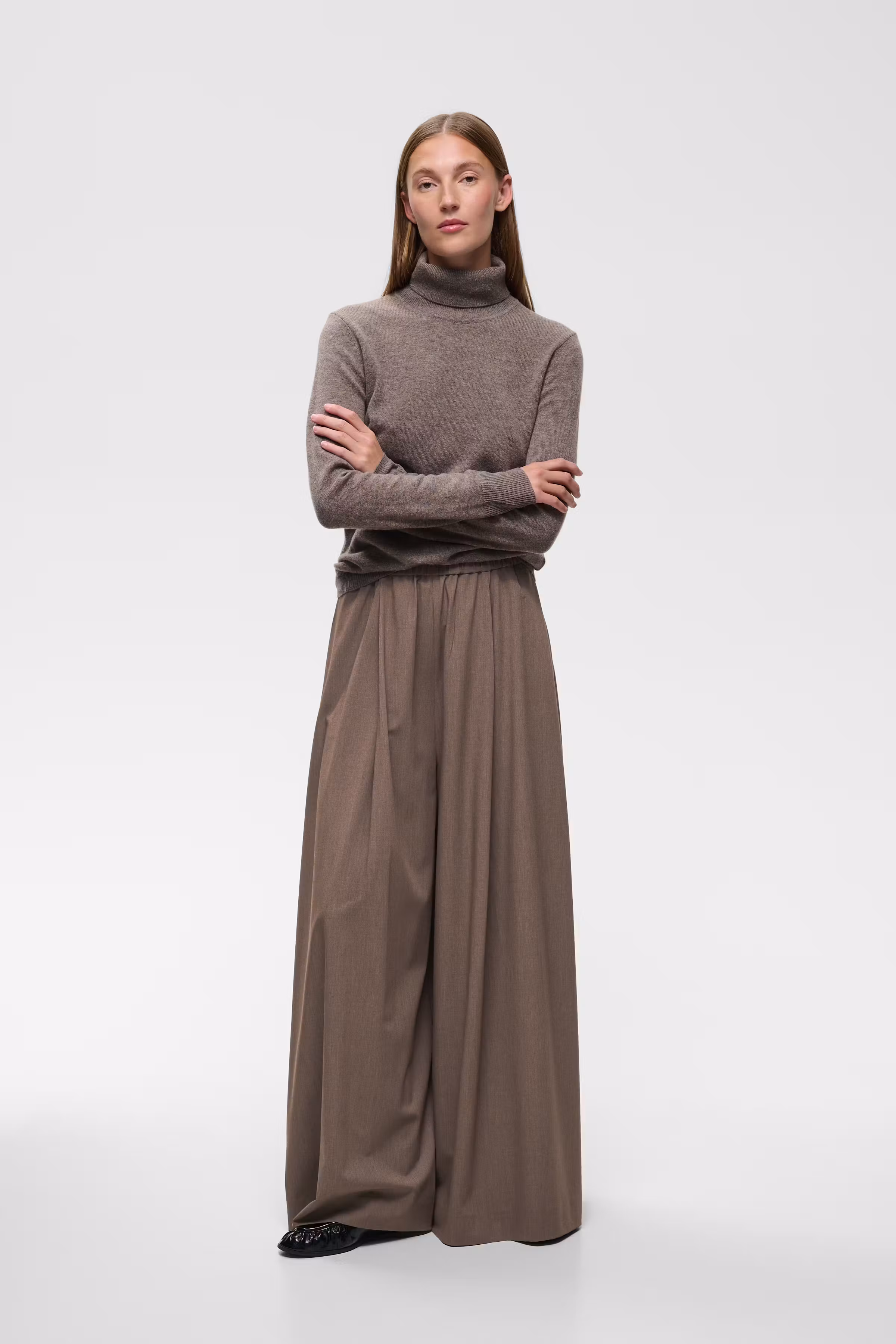 CLEOHIW Hose LOOKBOOK FRONT 30112880-1911091