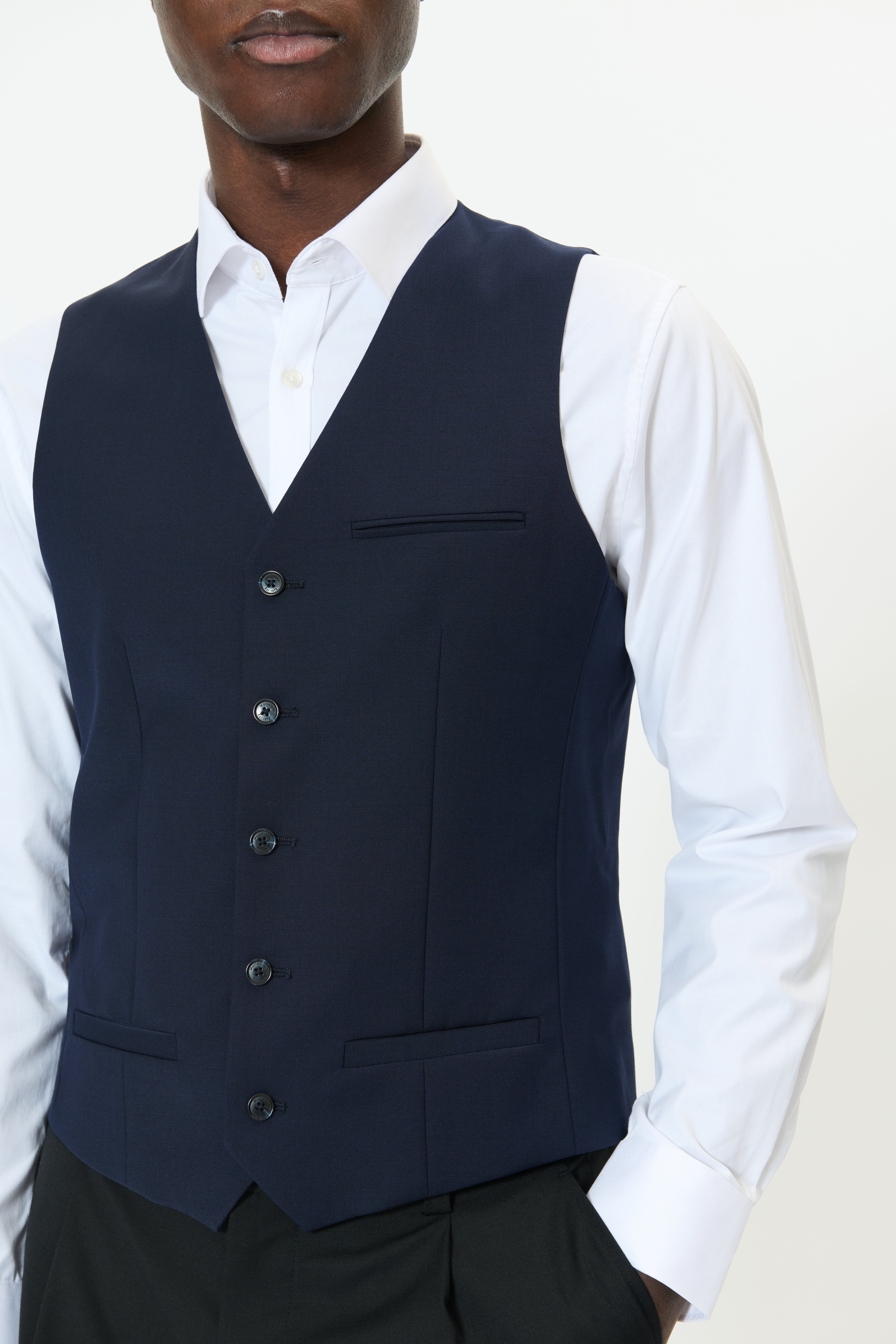 Breck Waistcoat LOOKBOOK DETAIL 30203654-20211