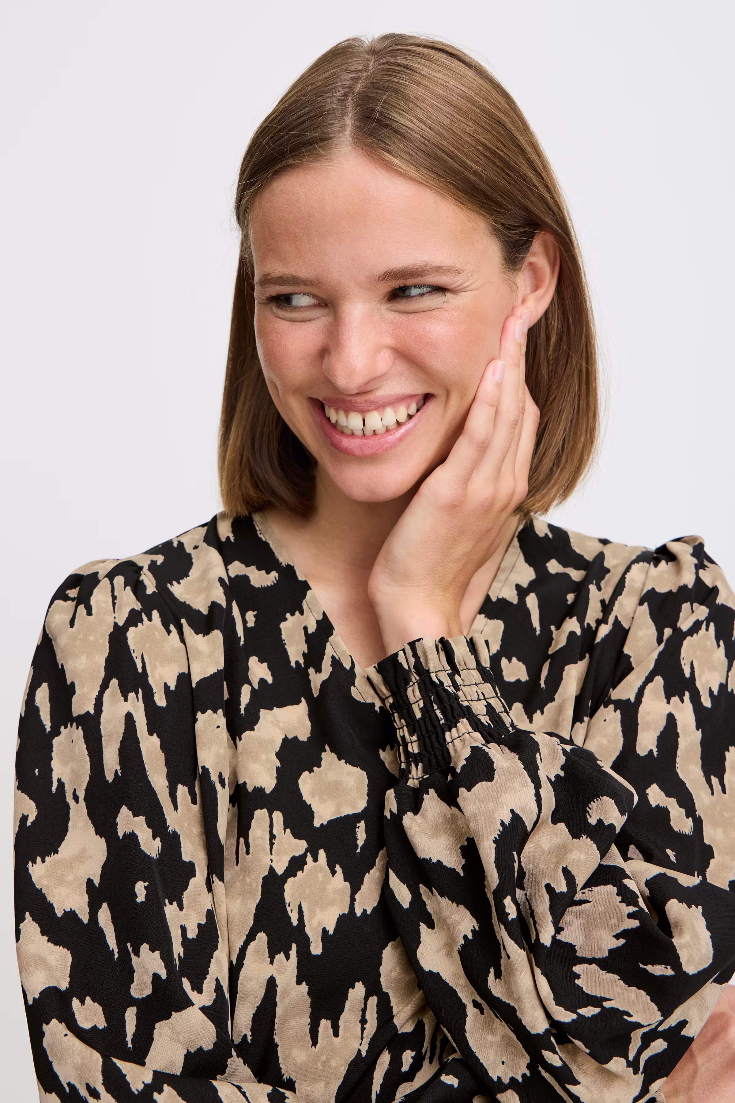 BXFILMENA Bluse LOOKBOOK DETAIL 20816701-200453