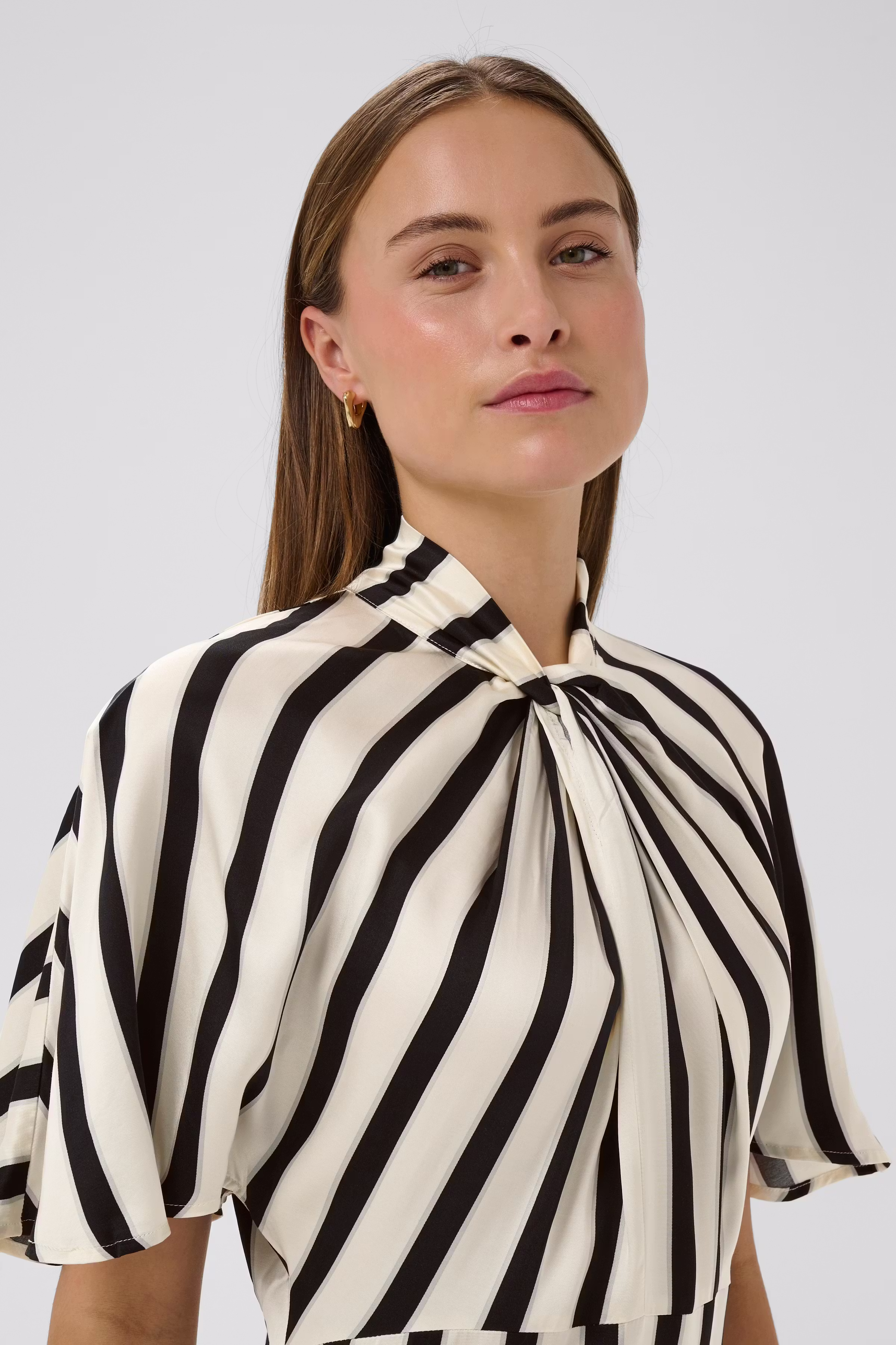 SLClero Kleid LOOKBOOK DETAIL 30408522-304094