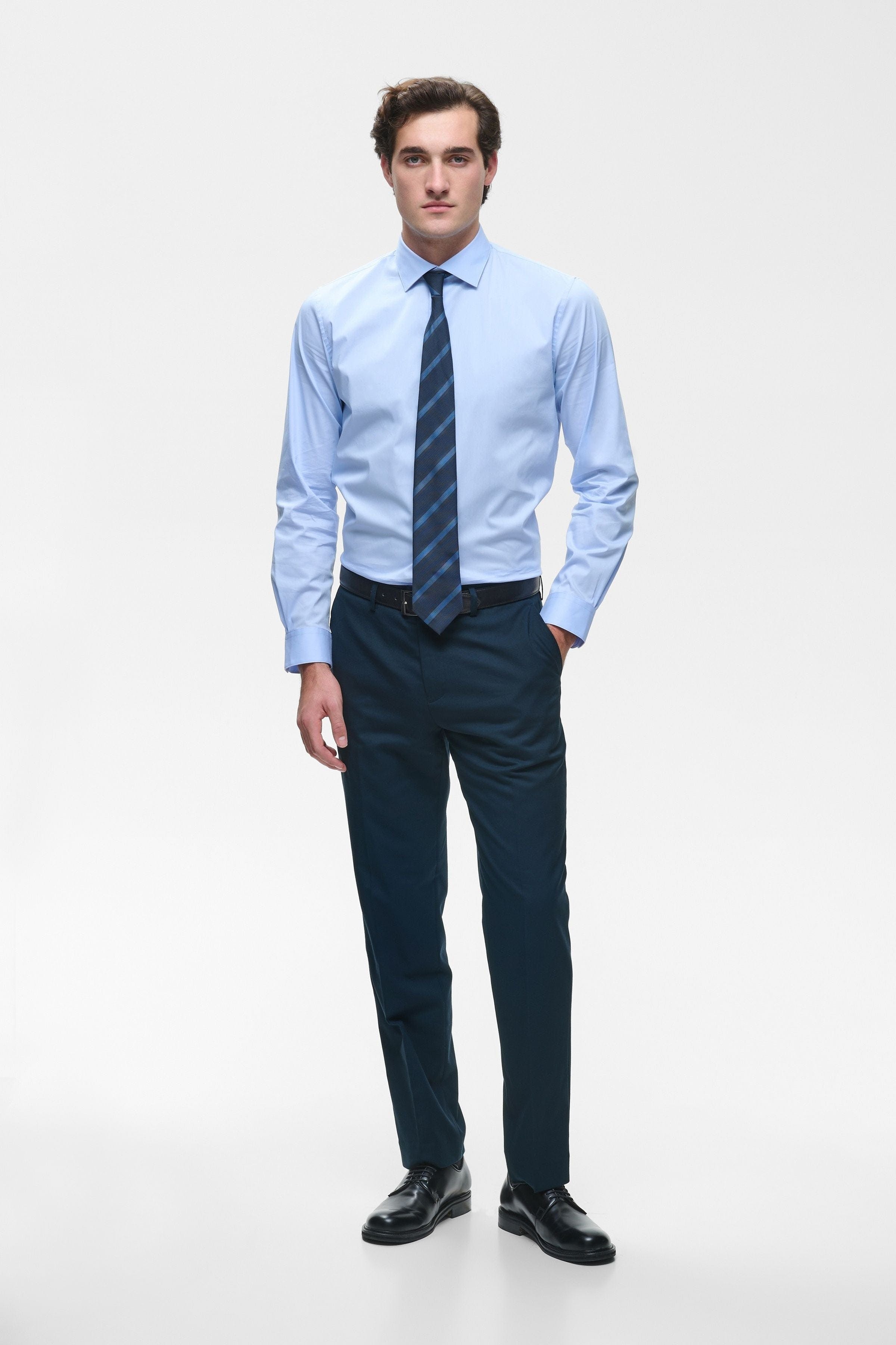MAwesley Trousers LOOKBOOK FRONT 30208977-194011