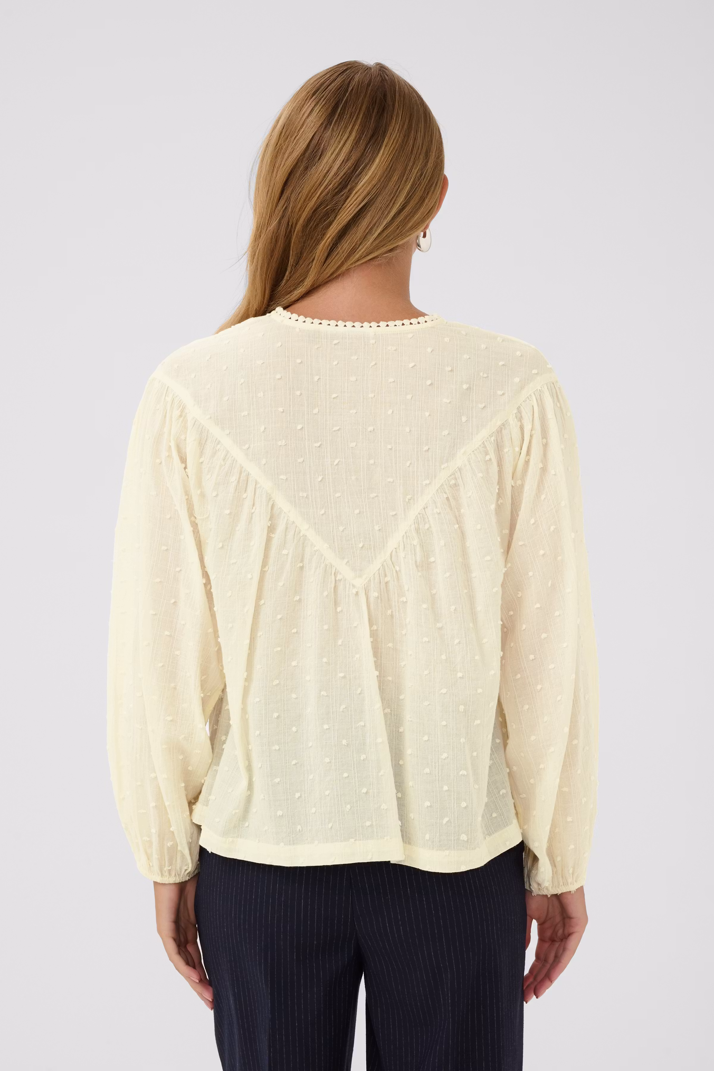 TuttiSZ Blouse LOOKBOOK BACK 30515479-110510