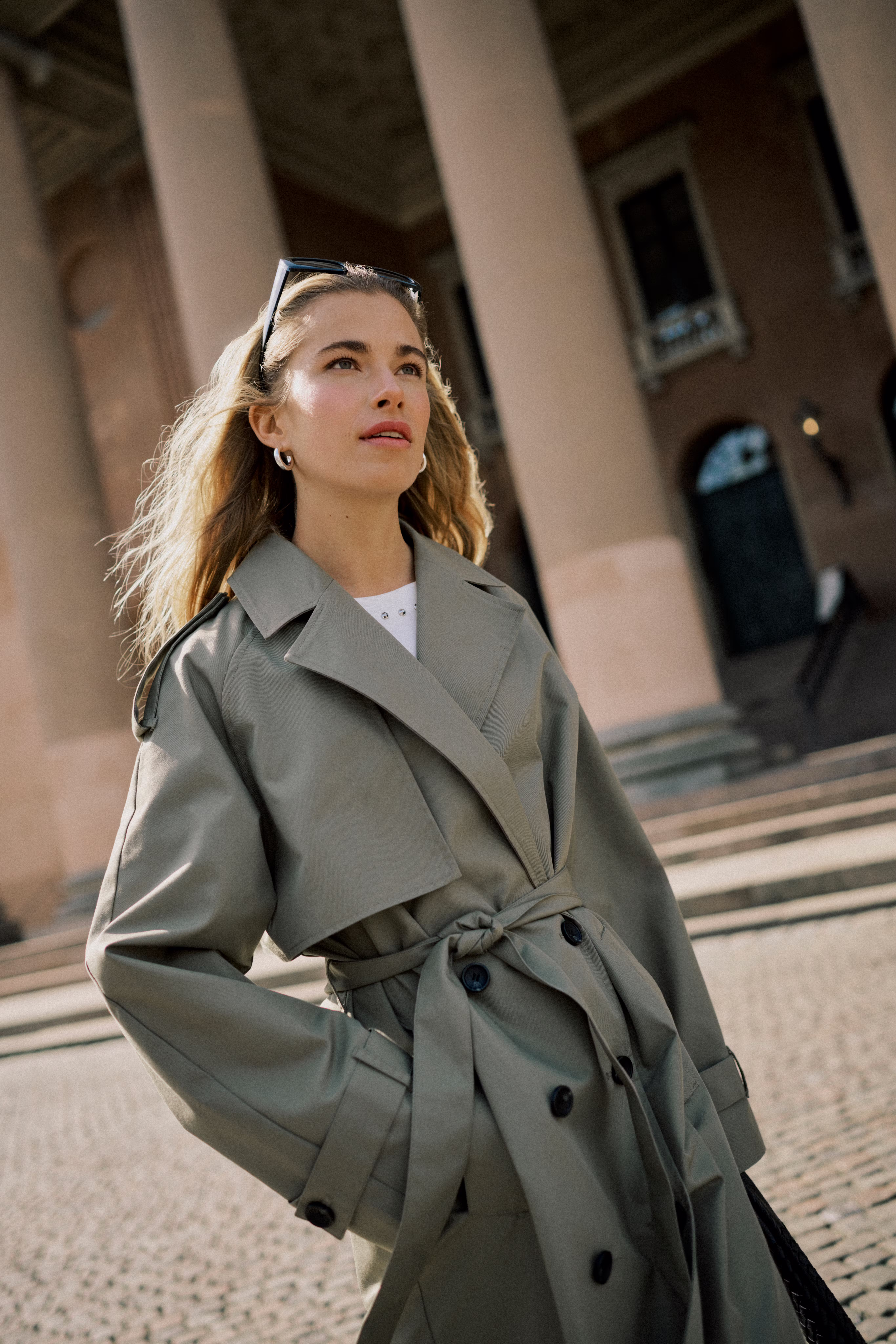 KAvalentina Coat LOCATION NONE 10511102-170517