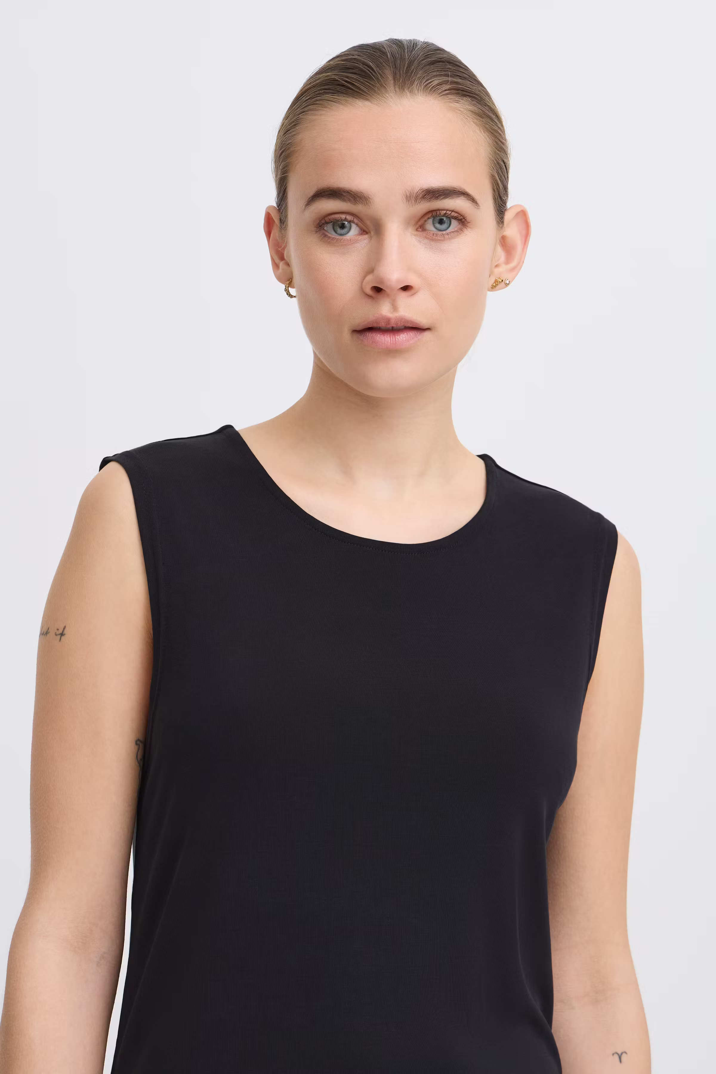 IHOPANNY Ærmeløs bluse LOOKBOOK DETAIL 20123033-194008