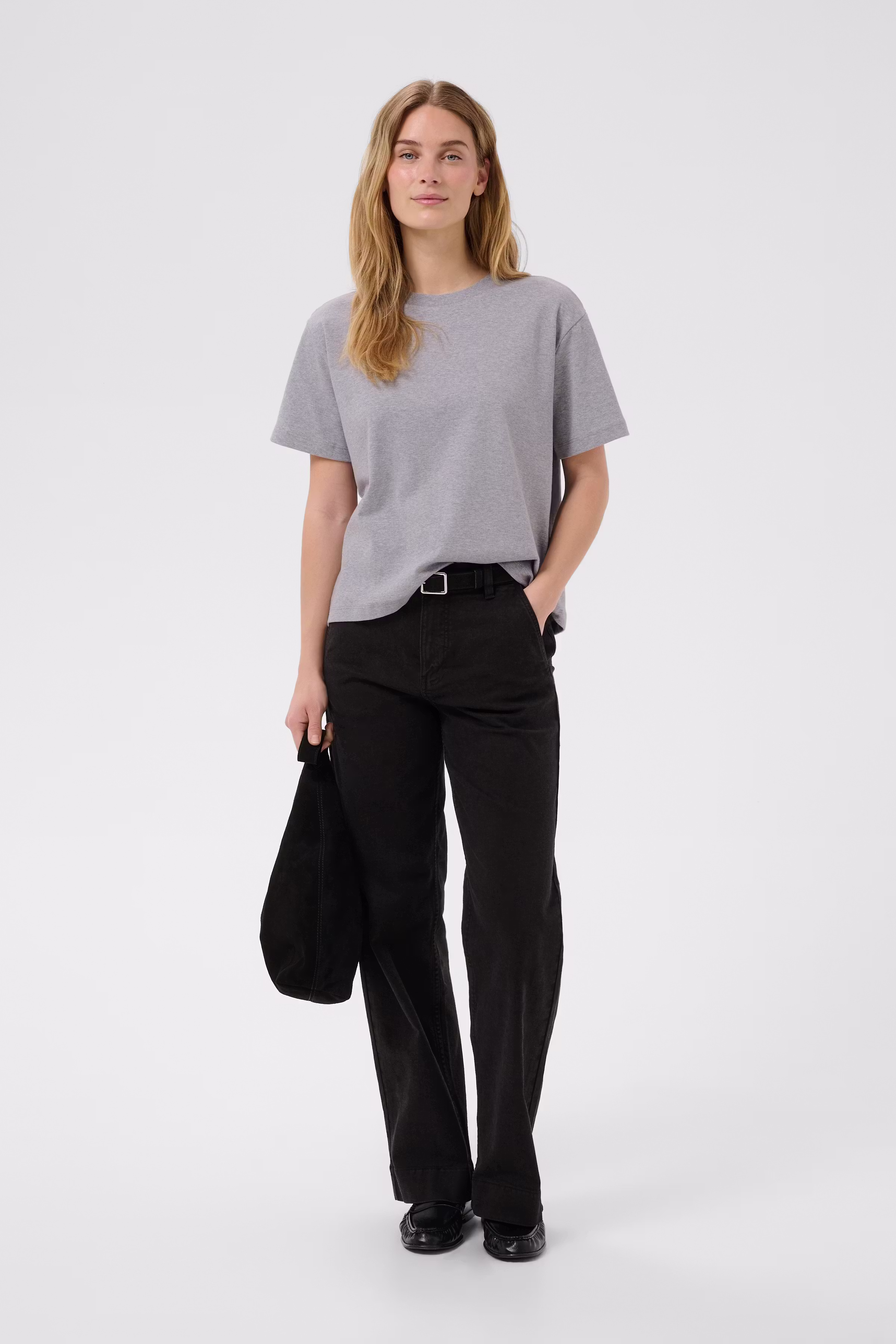 AnnePW T-shirt LOOKBOOK FRONT 30308060-304402