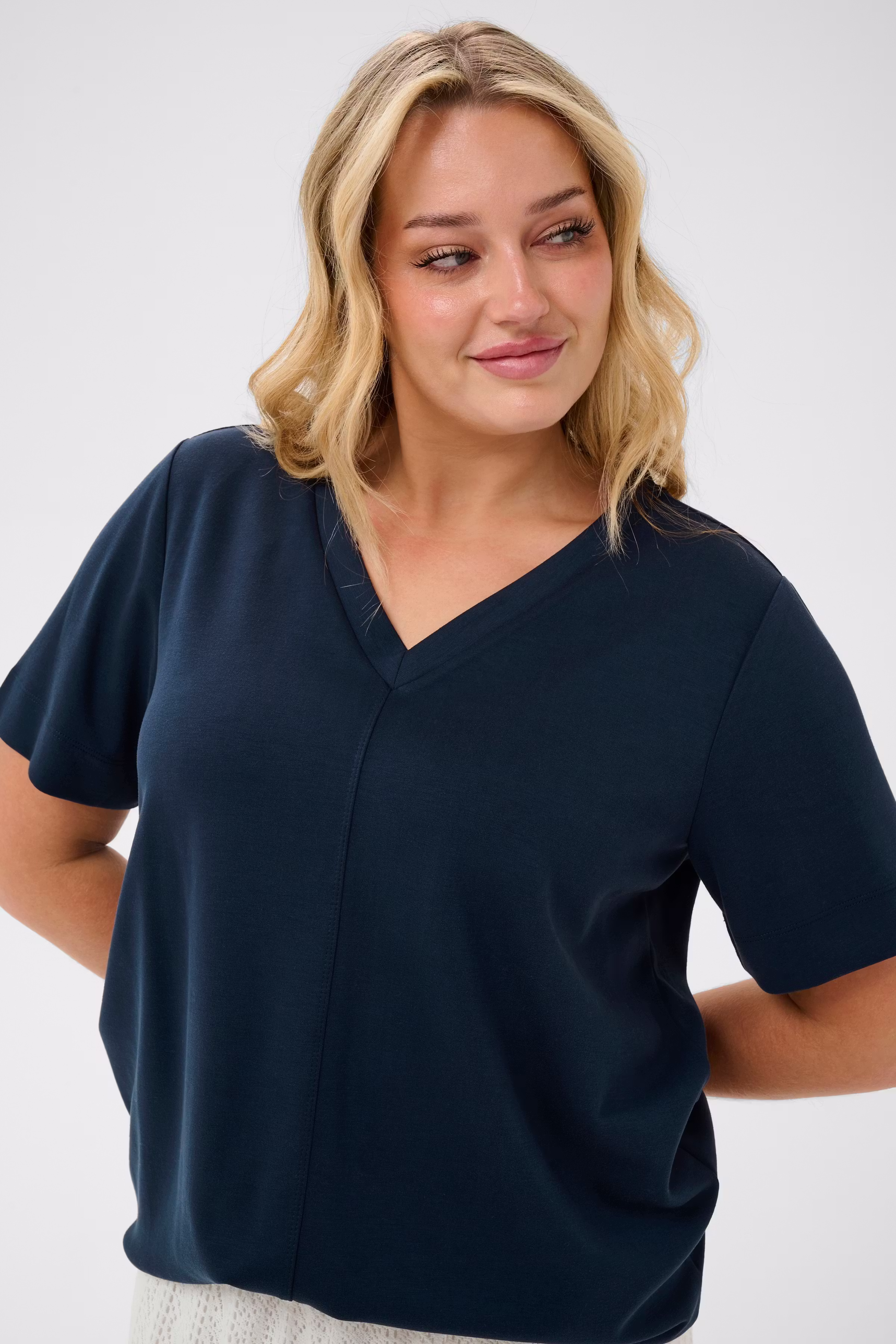 KCannia T-shirt LOOKBOOK DETAIL 10584209-194020