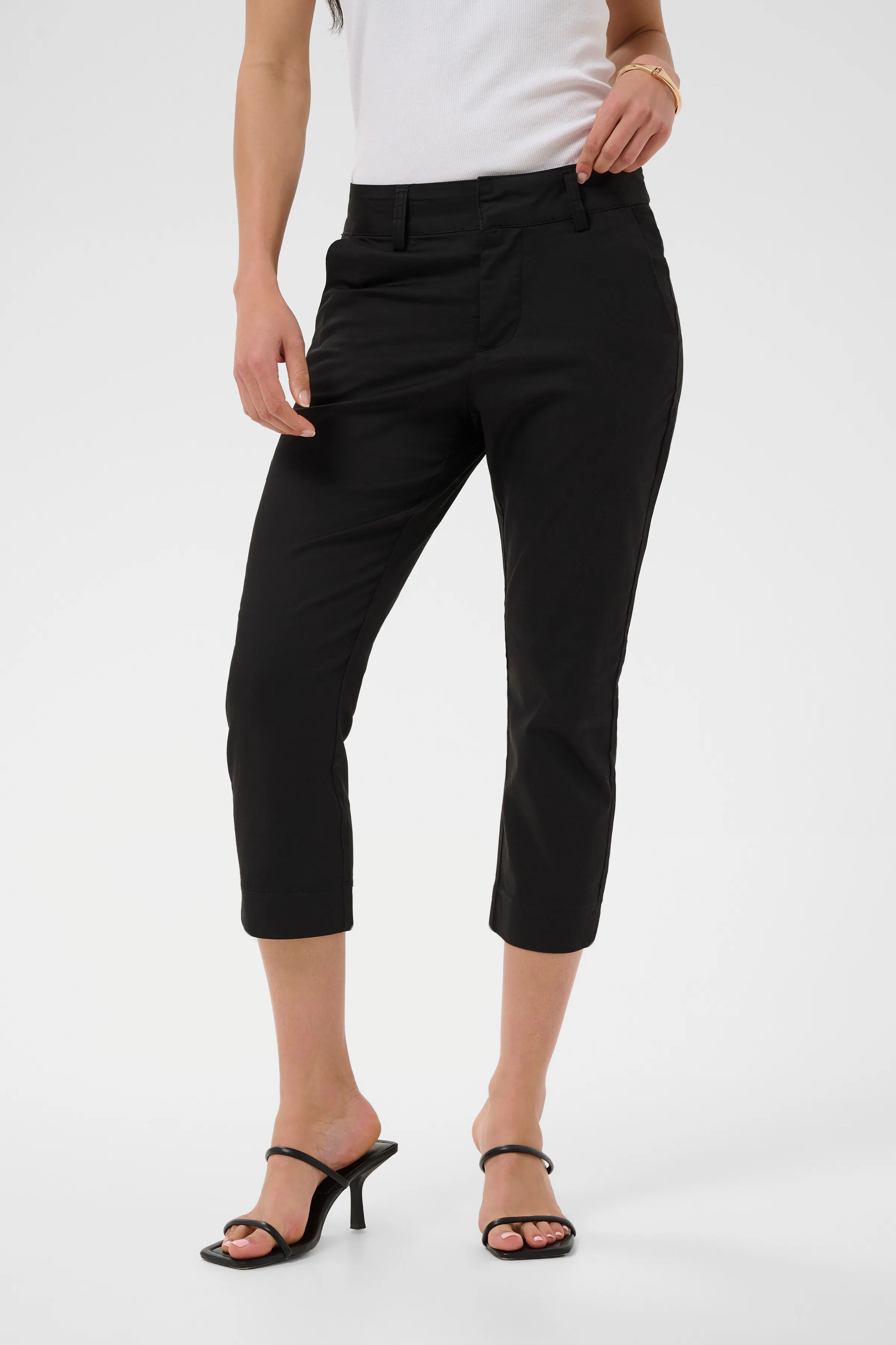 KAlea Capri Bukser LOOKBOOK FRONT 10506815-100121