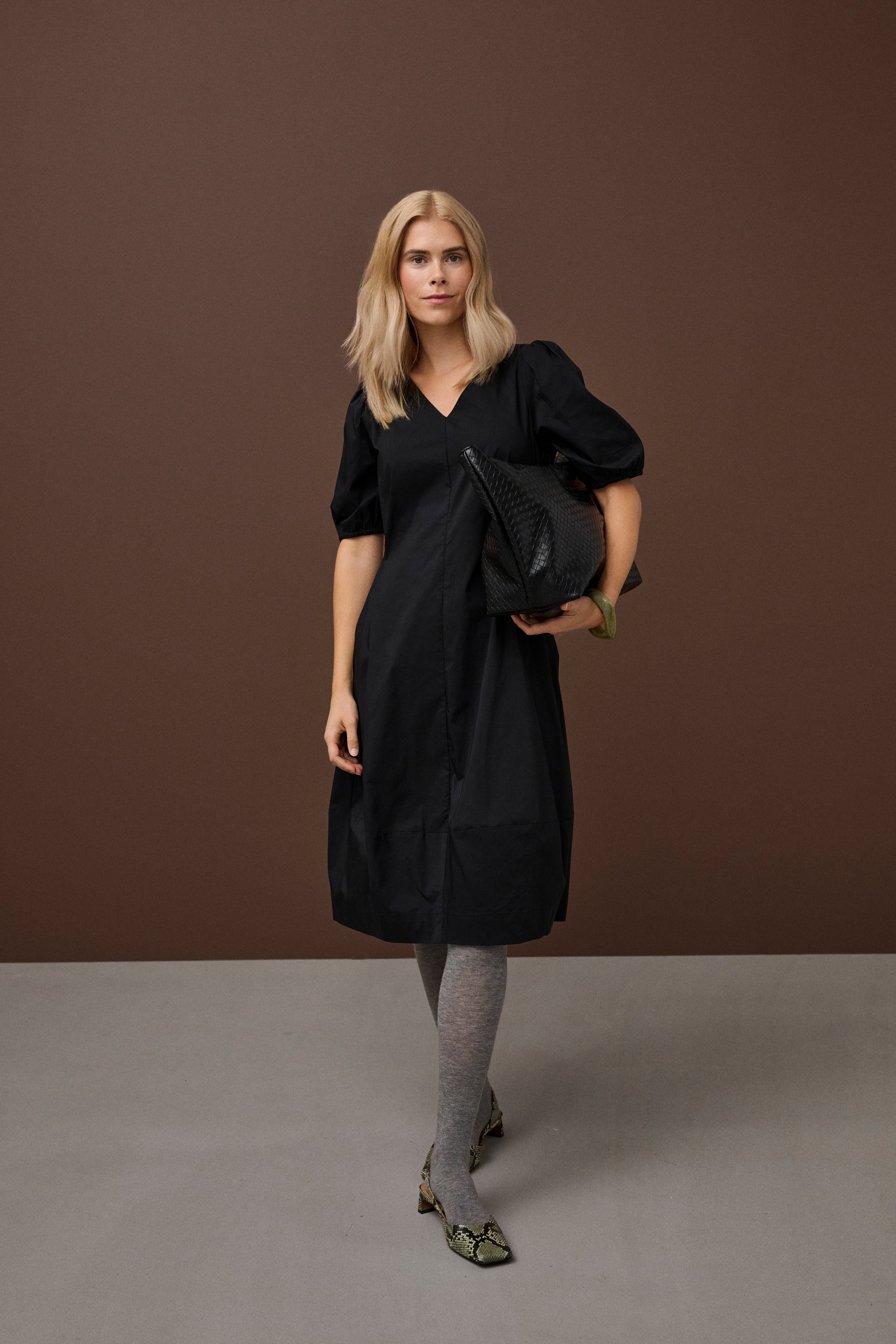 CUantoinett Dress LOCATION NONE 50109184-500012