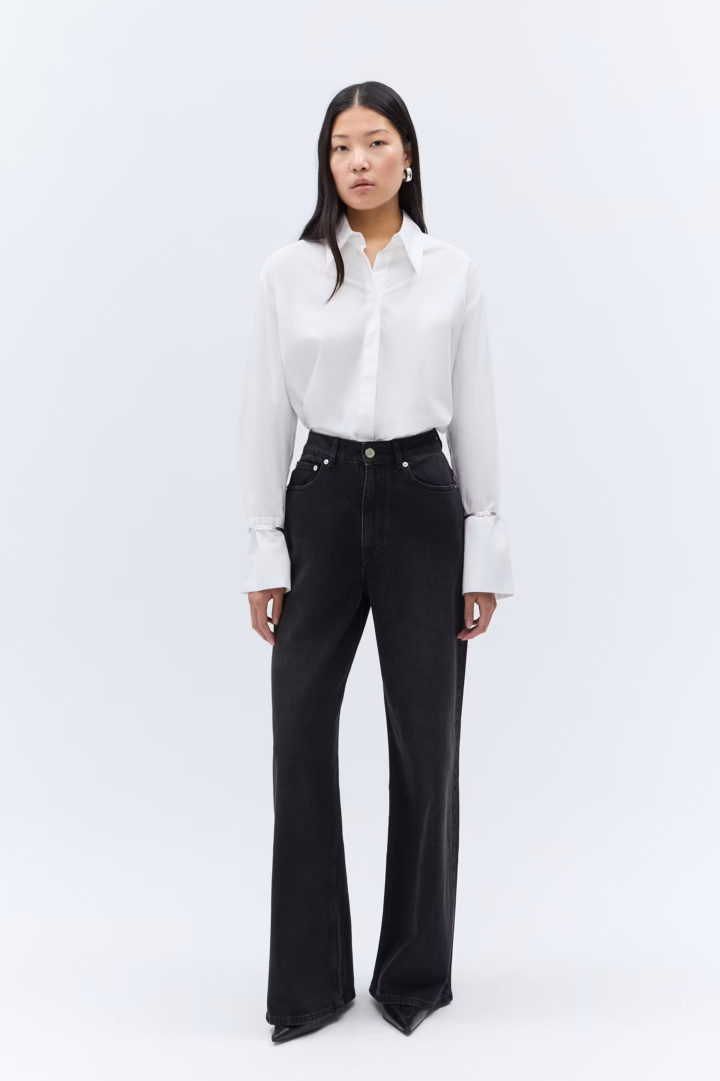 IOPrijanka Jeans LOOKBOOK FRONT 30600160-BK995