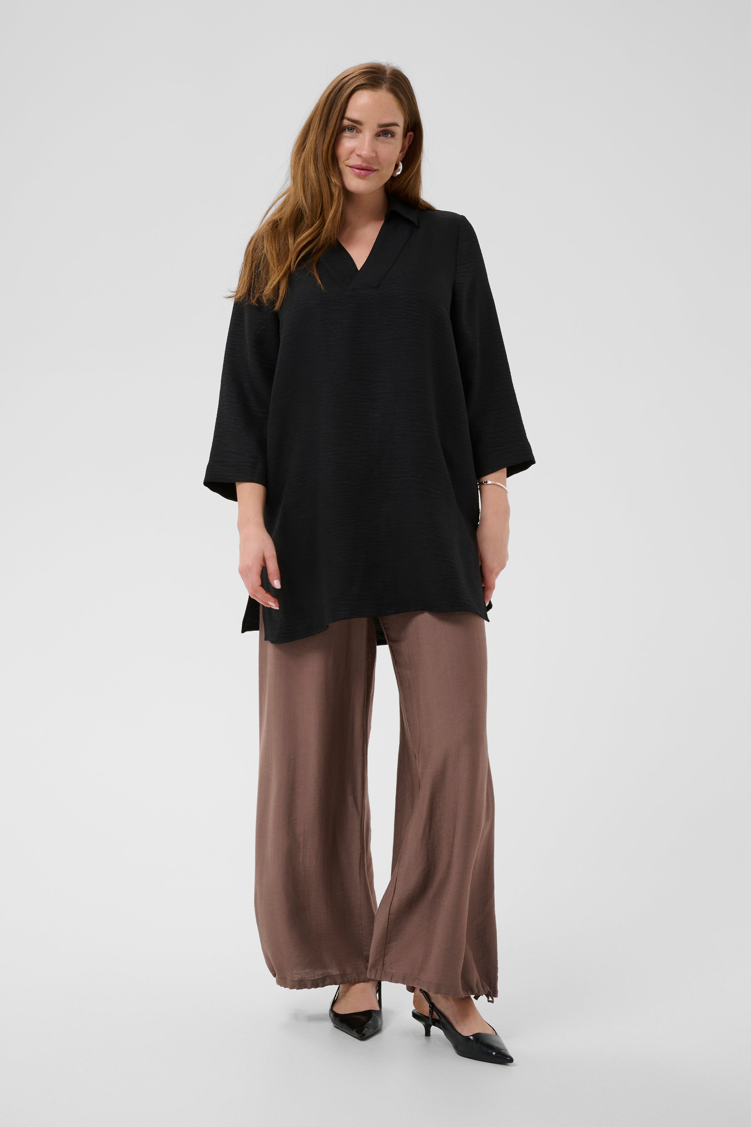 BPoda Tunika LOOKBOOK FRONT 40200118-100121