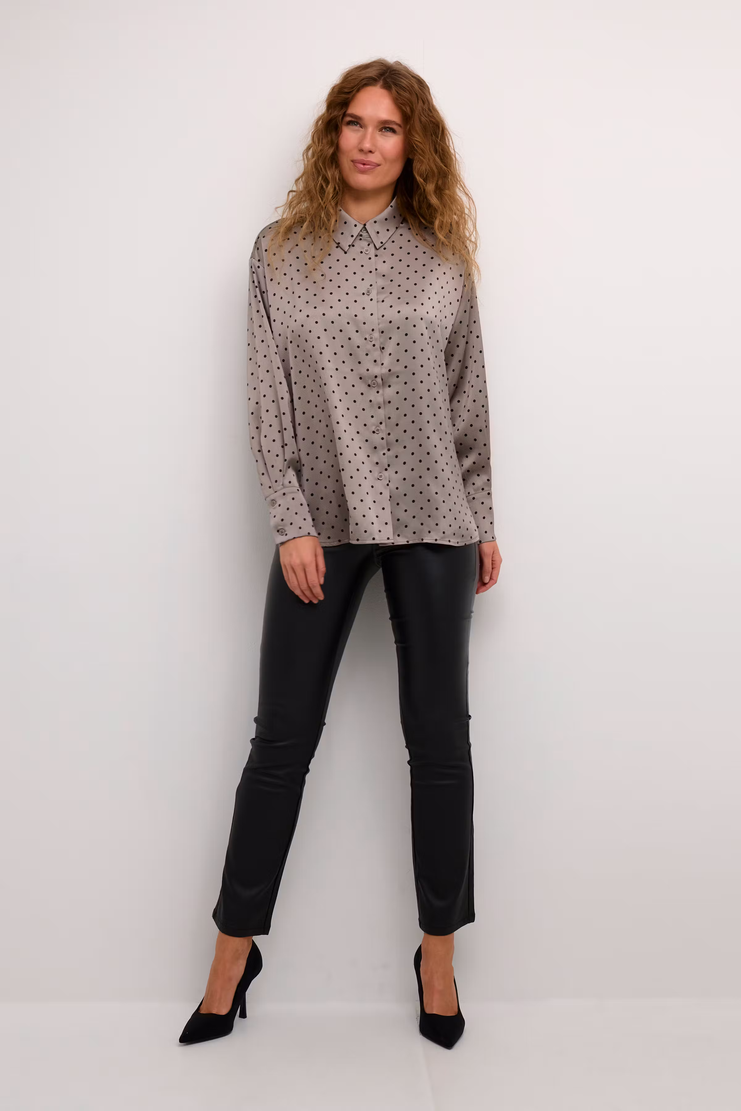 KAdonna Overhemd LOOKBOOK FRONT 10509248-106645