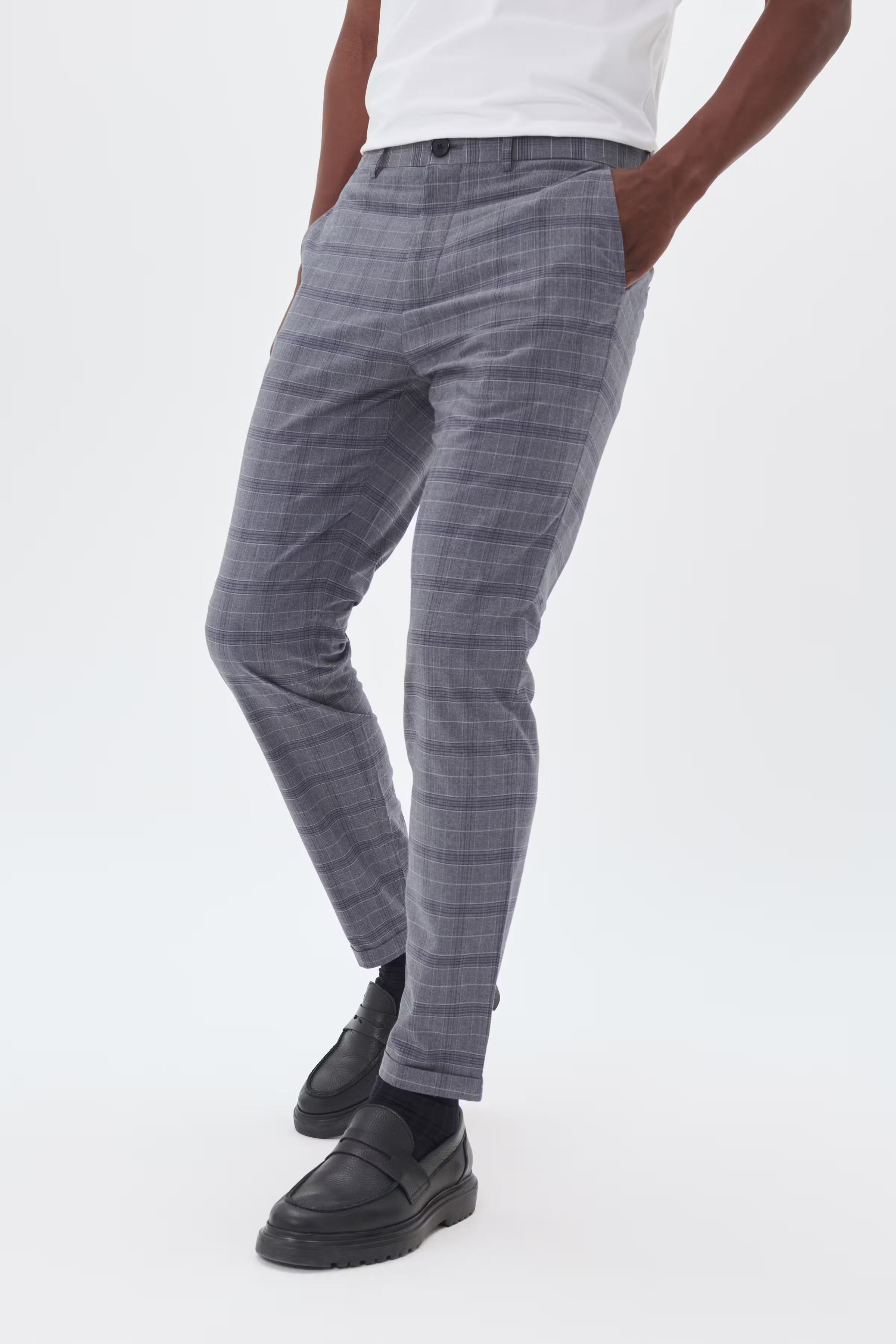 MAliam Trousers LOCATION NONE 30207328-194028