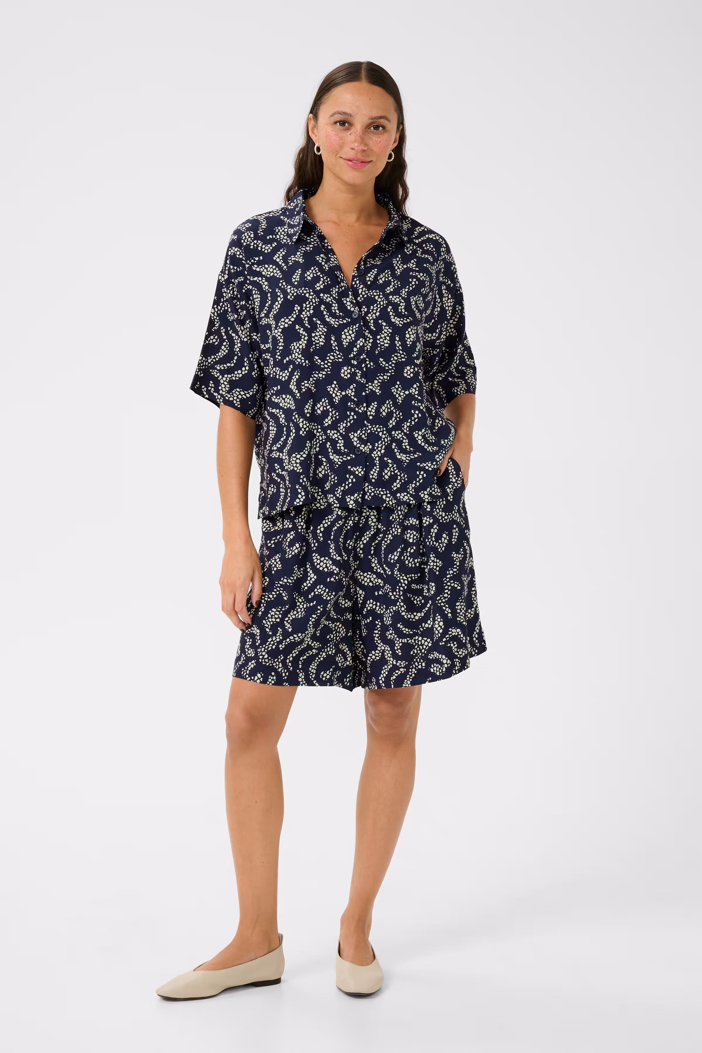 KAbarton Skjorte LOOKBOOK FRONT 10509914-107419