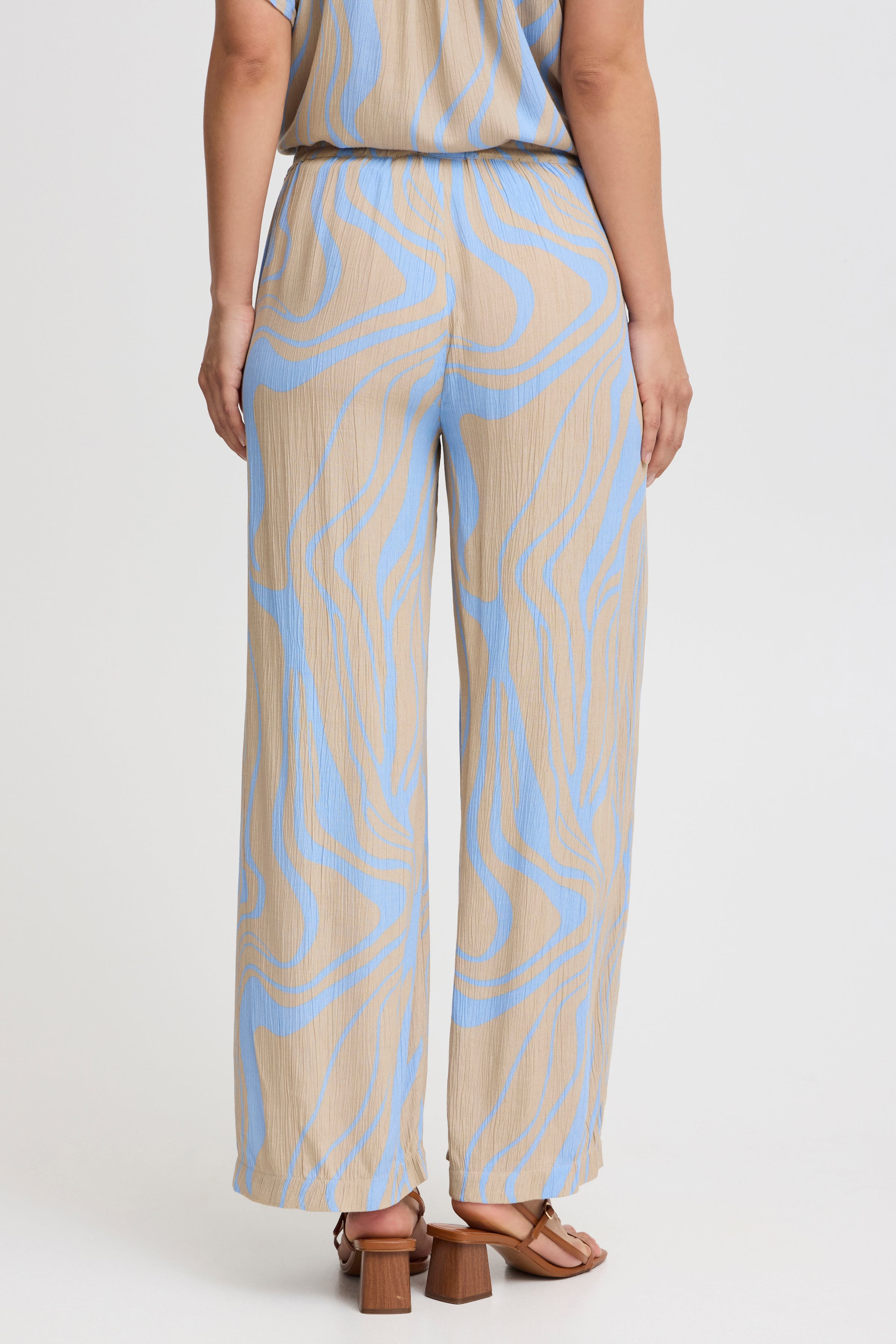 FXAVERY Hose LOOKBOOK BACK 20615392-204364