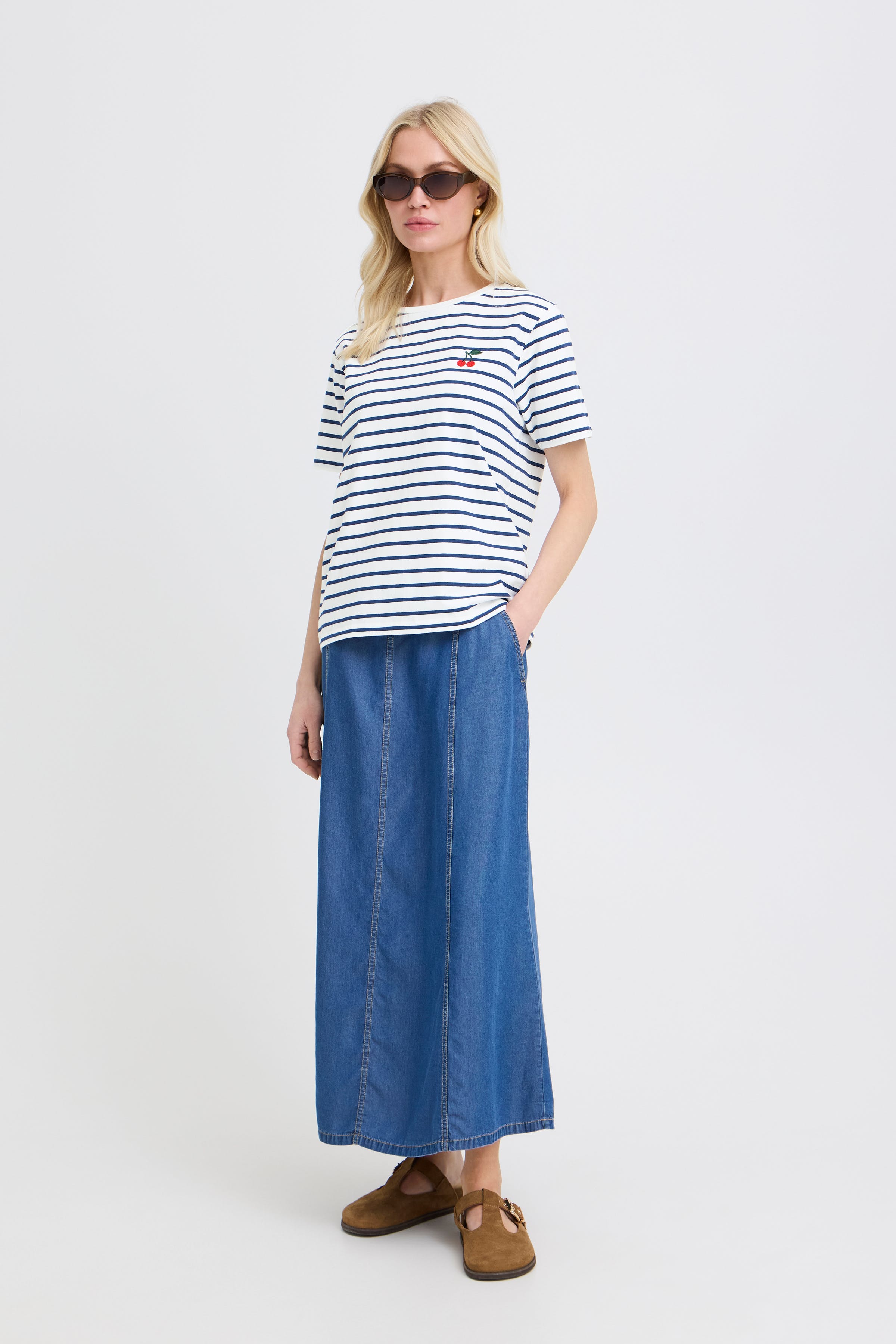 BYPANDINNA T-shirt LOOKBOOK FRONT 20818654-900006345