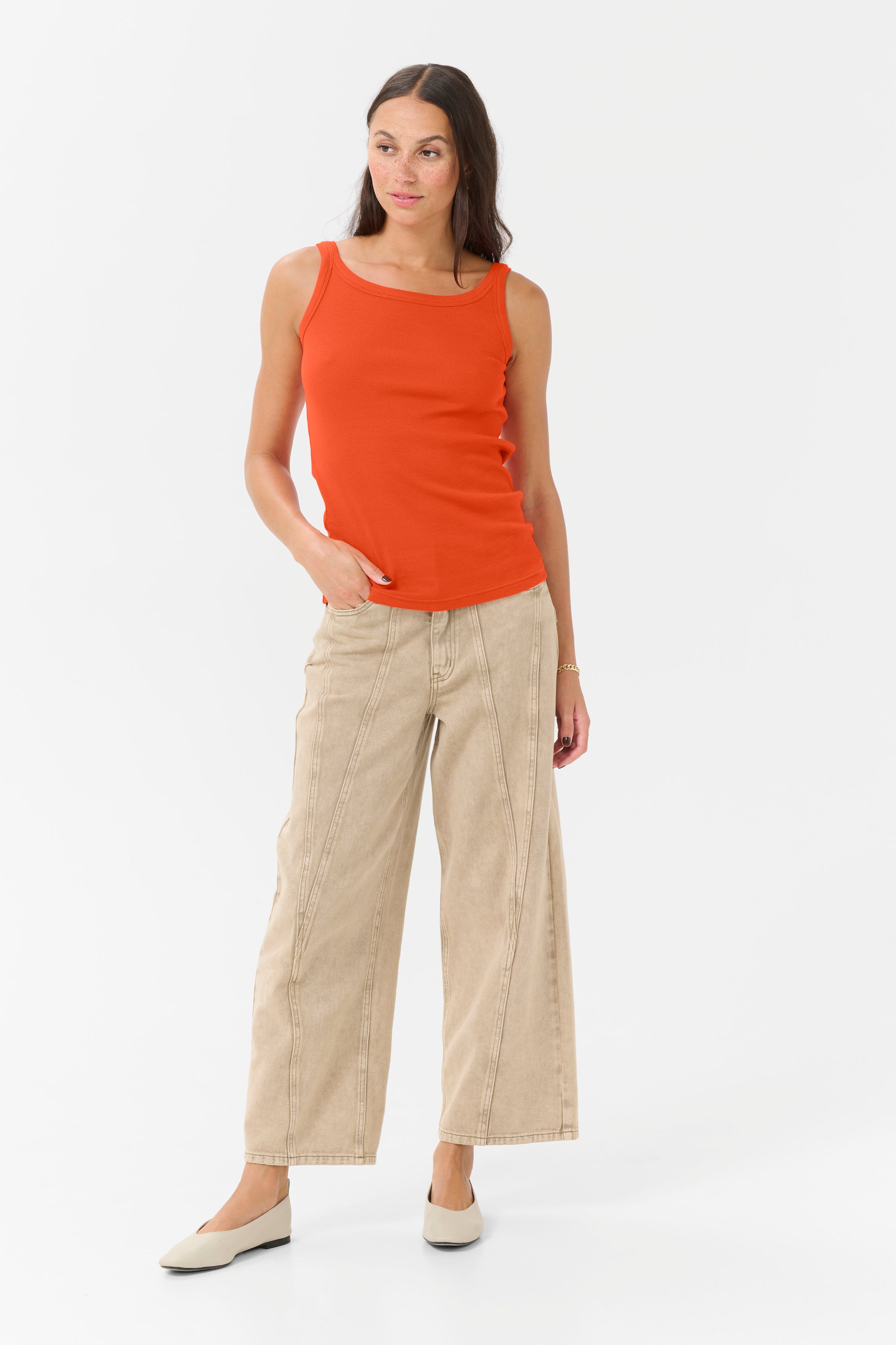 KAcarna Top LOOKBOOK FRONT 10507348-171558