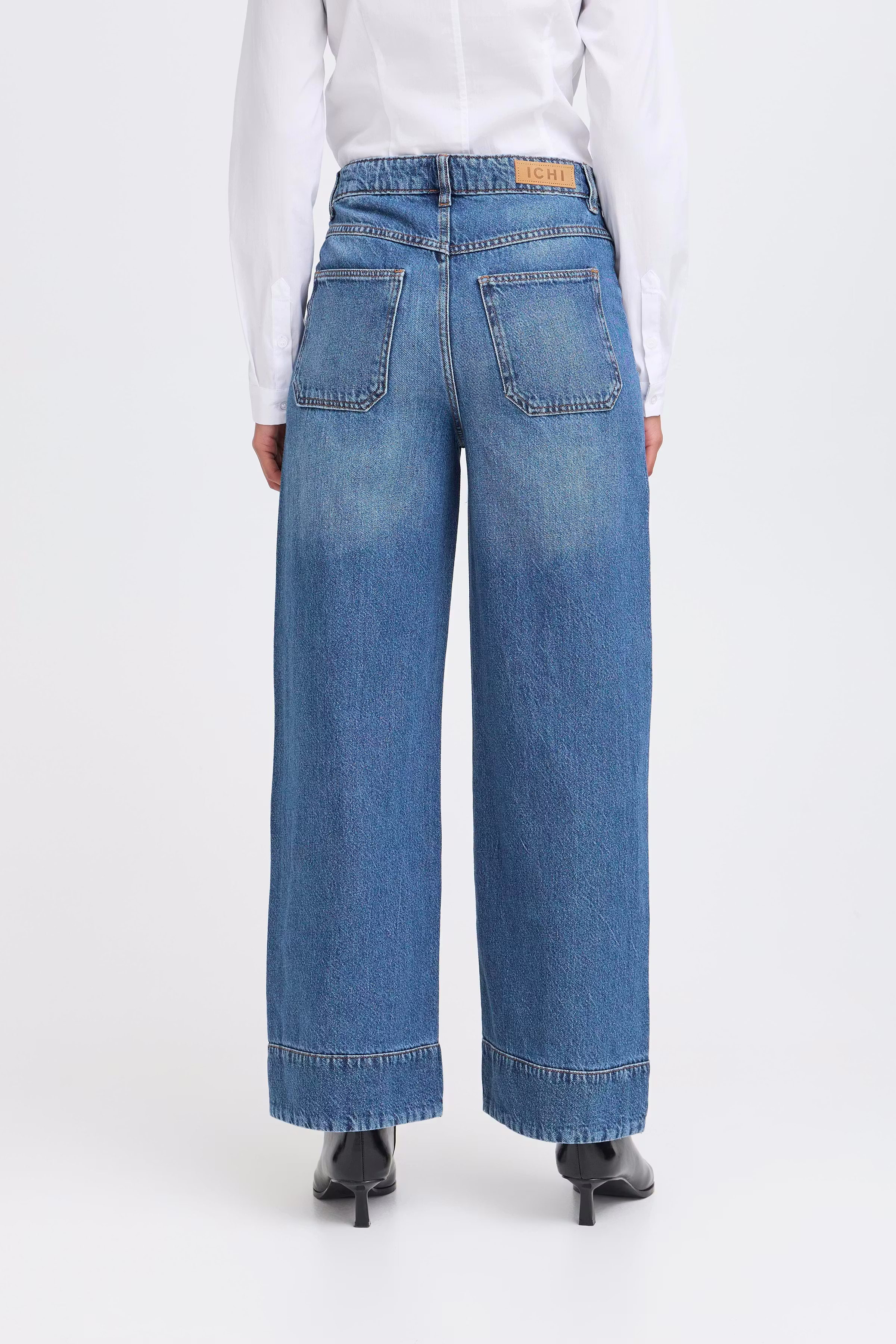 IHPAMALA Jeans LOOKBOOK BACK 20124977-200340