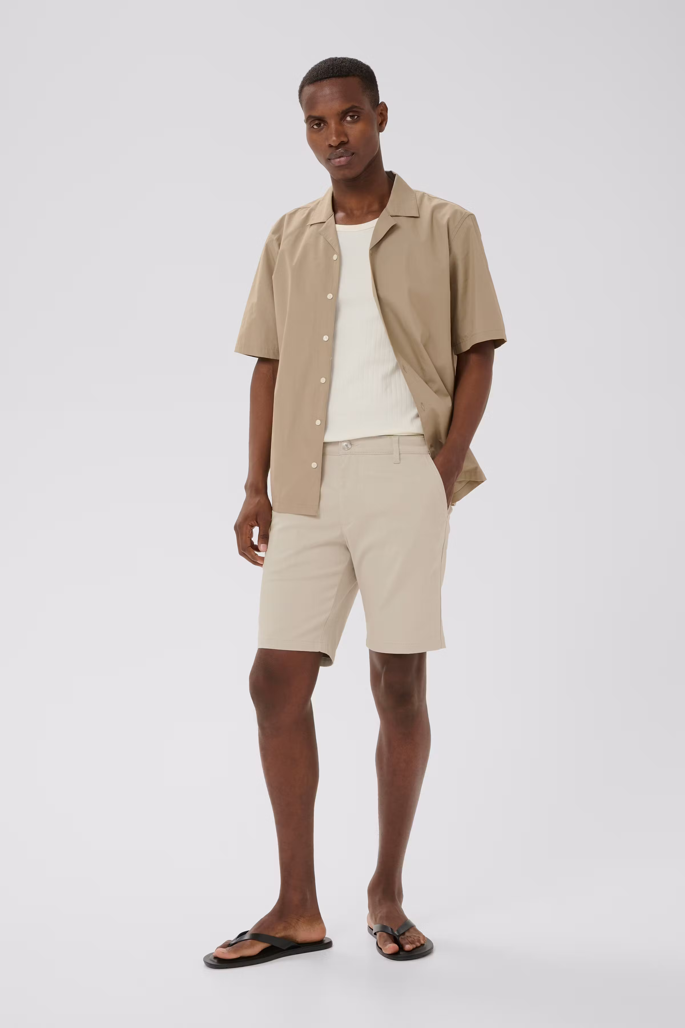 MAthomas Shorts LOOKBOOK FRONT 30207368-110104