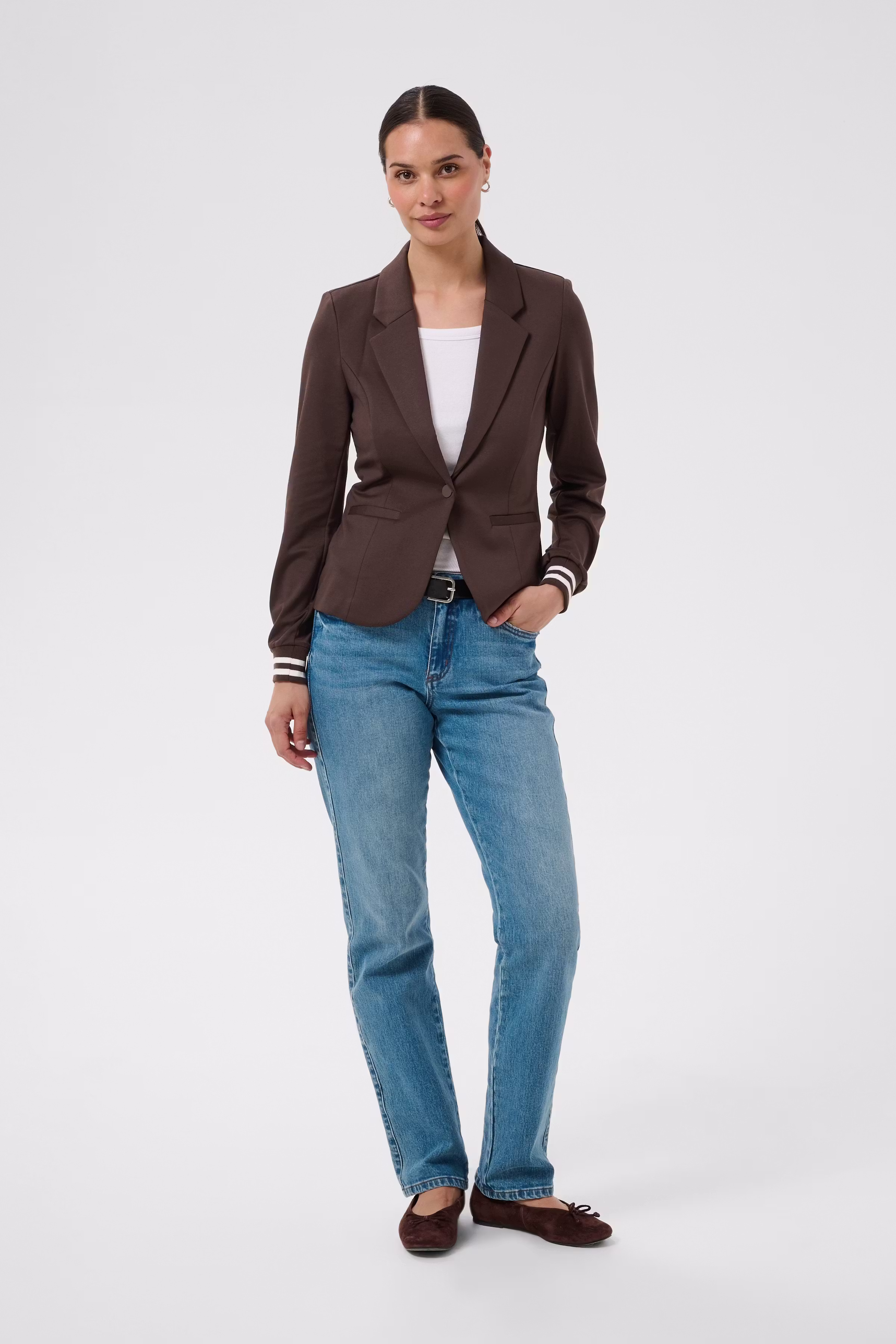 Kinnie Blazer LOOKBOOK FRONT 10550800-109668