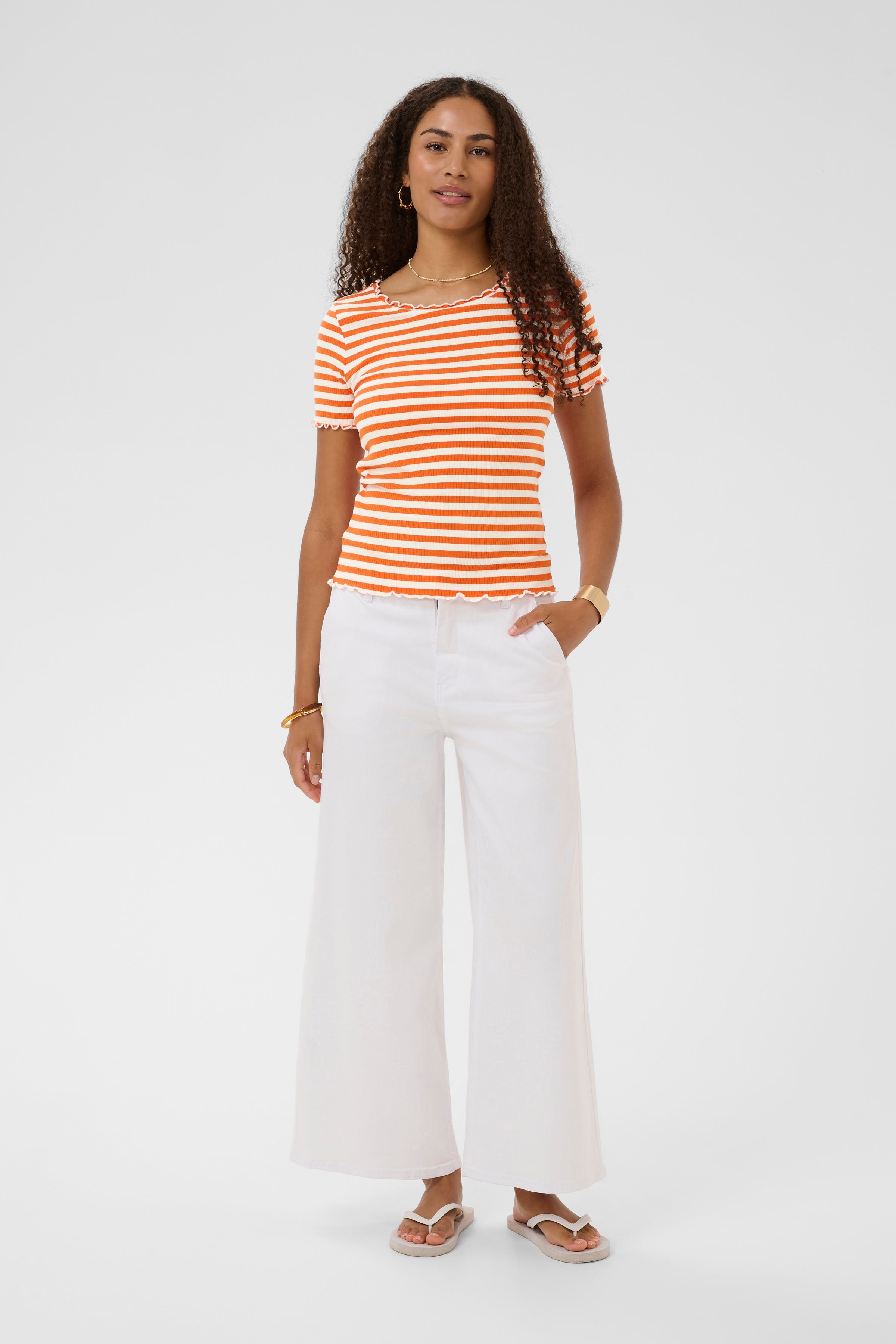 CRRibba T-shirt LOOKBOOK FRONT 10613876-109517