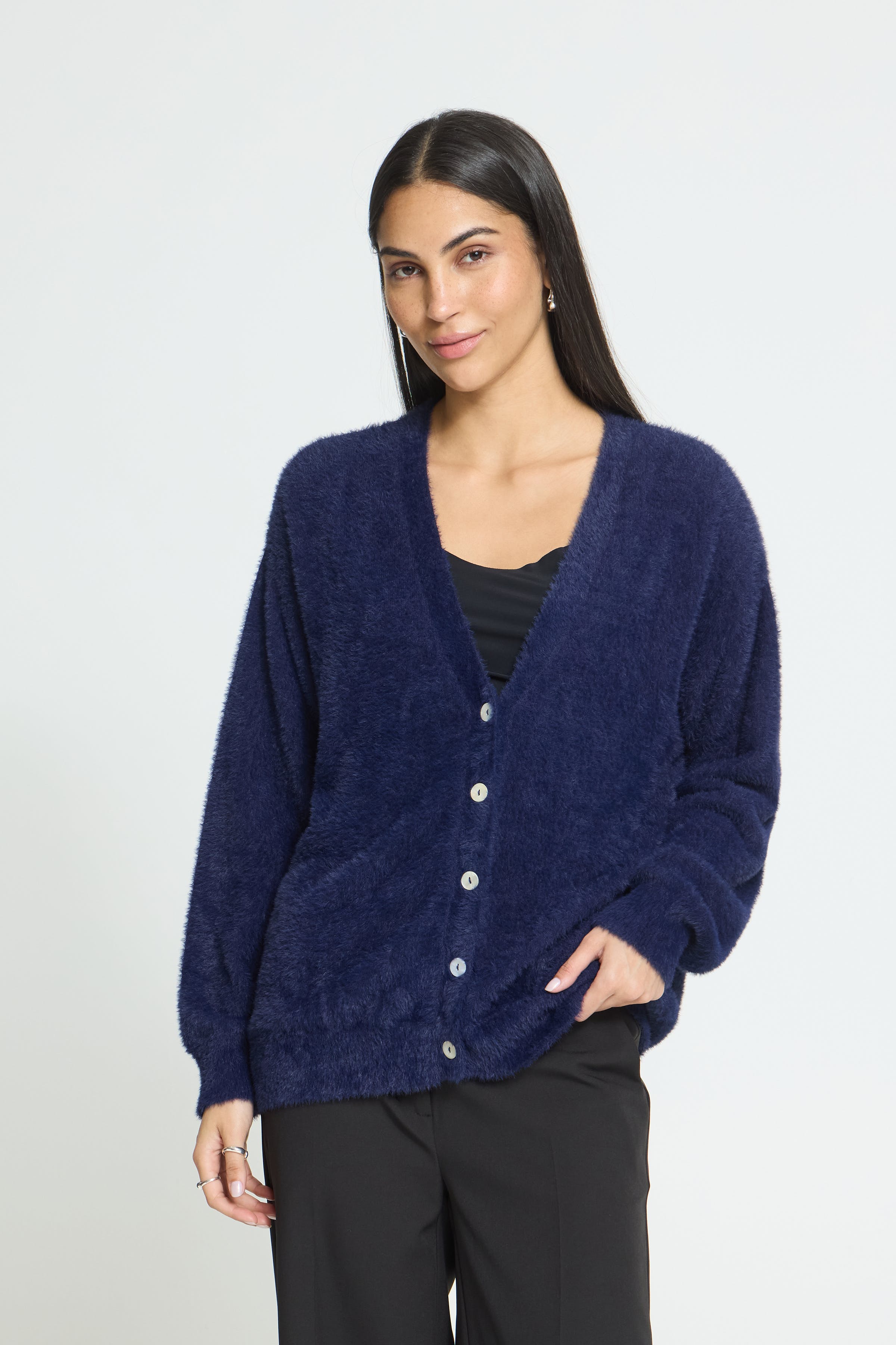 IHBRULA Cardigan LOOKBOOK FRONT 20124620-193831