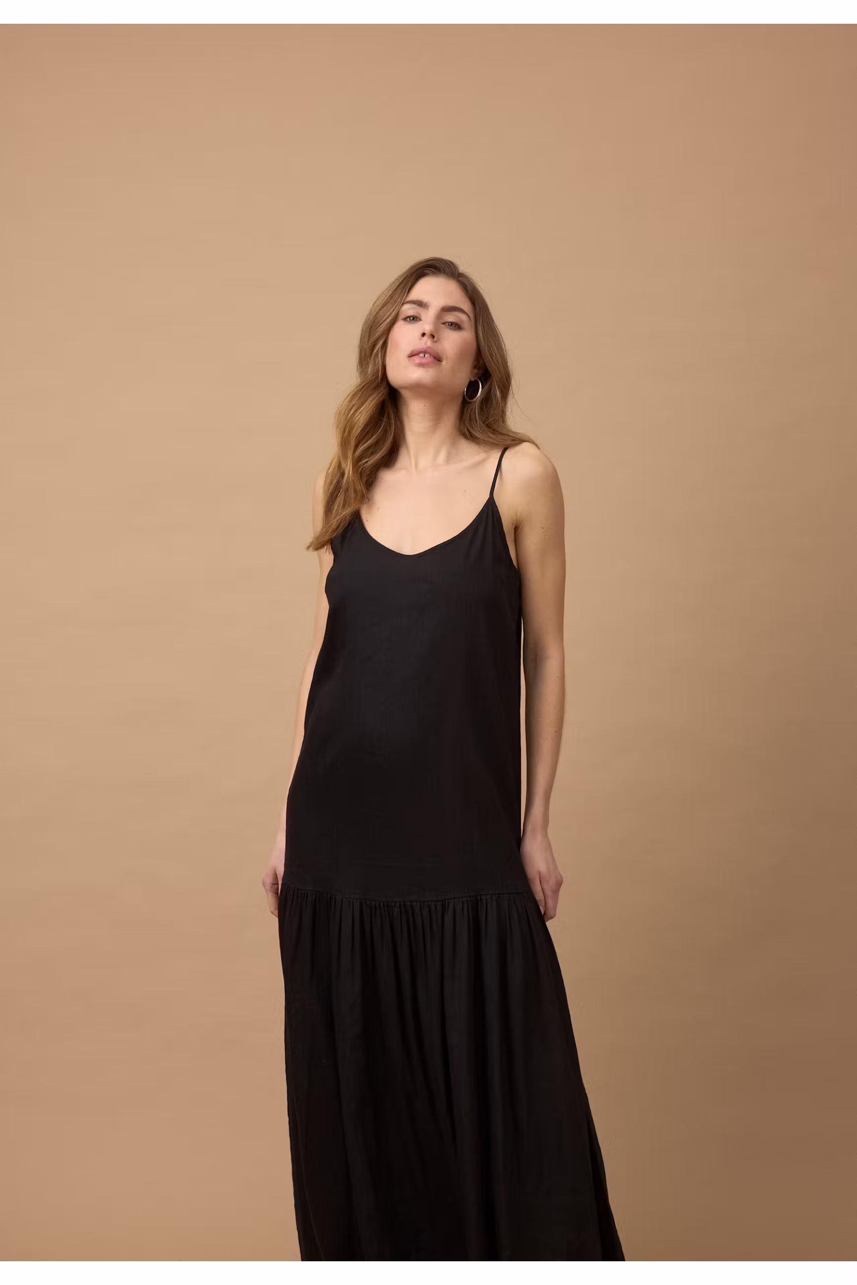 PZLUCA Kjole LOCATION NONE 50210433-193911