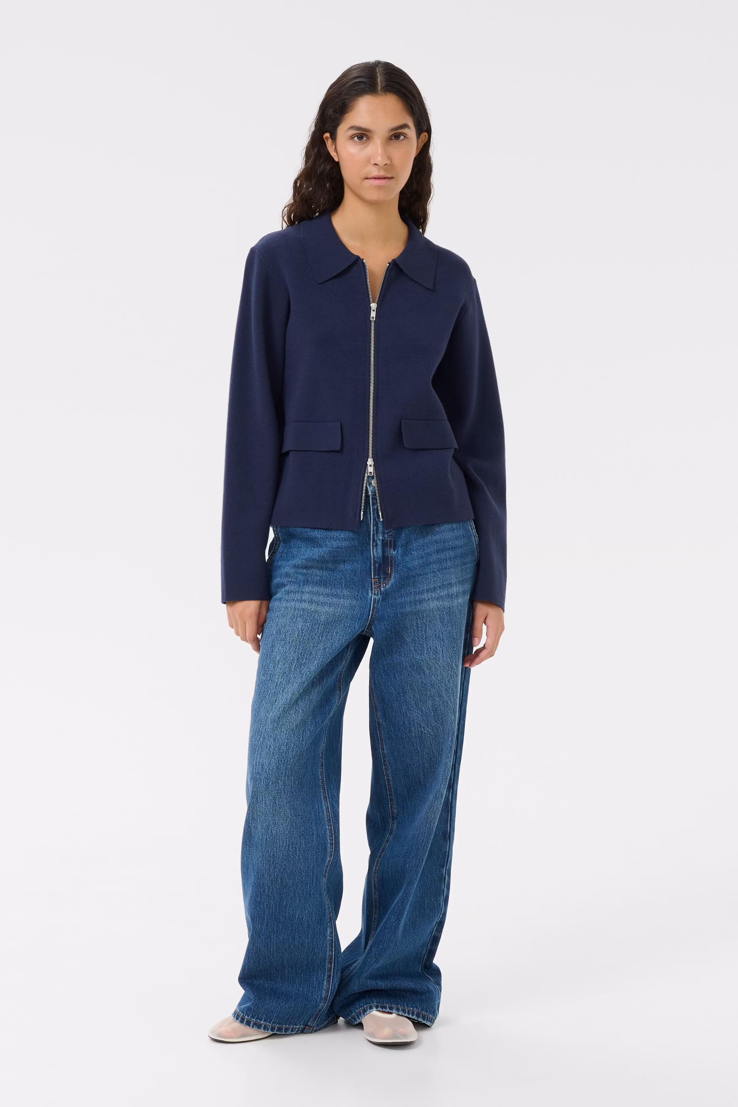 KBAntonella Cardigan LOOKBOOK FRONT 10105543-194016