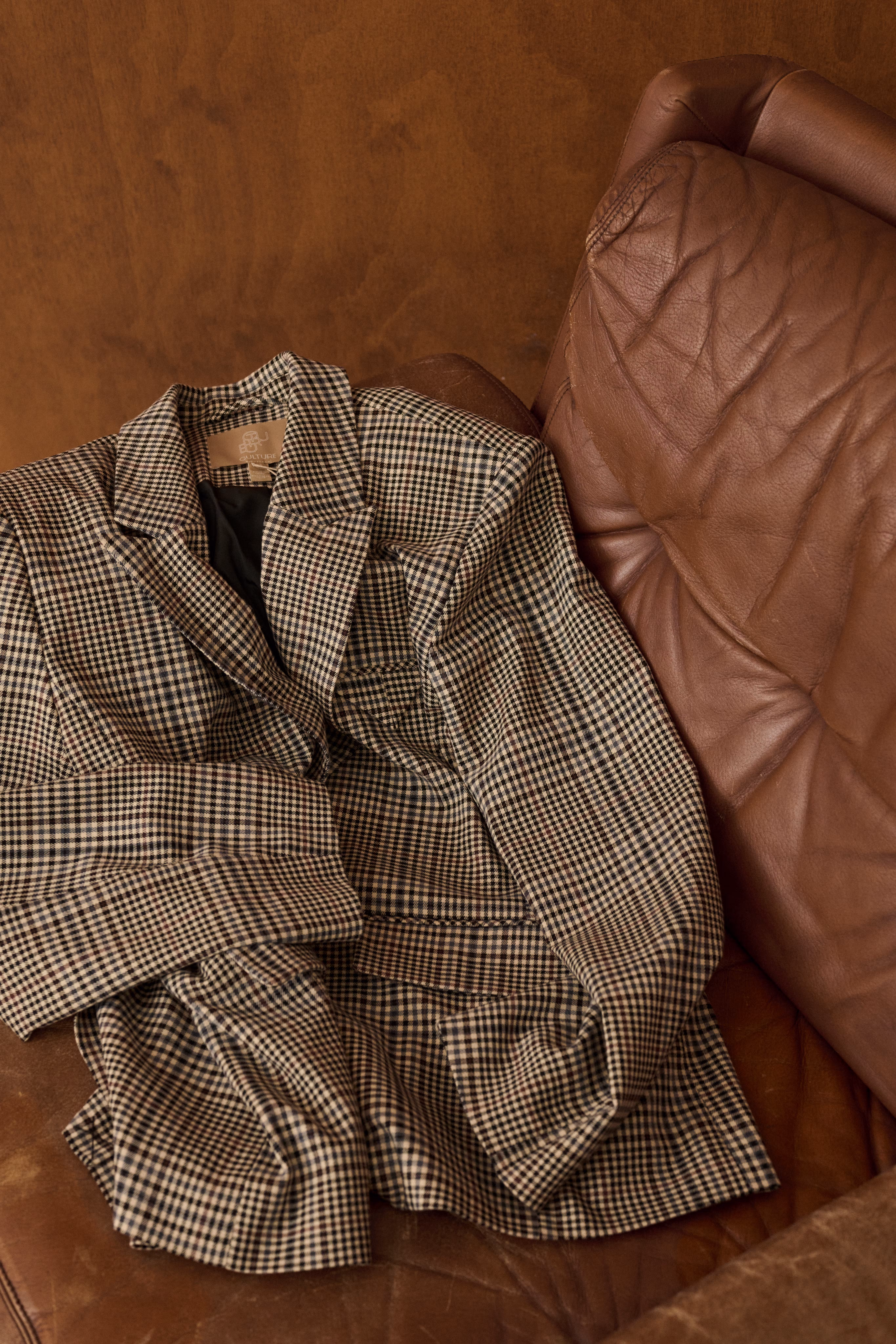 CUbirsen Blazer LOCATION NONE 50113539-109982