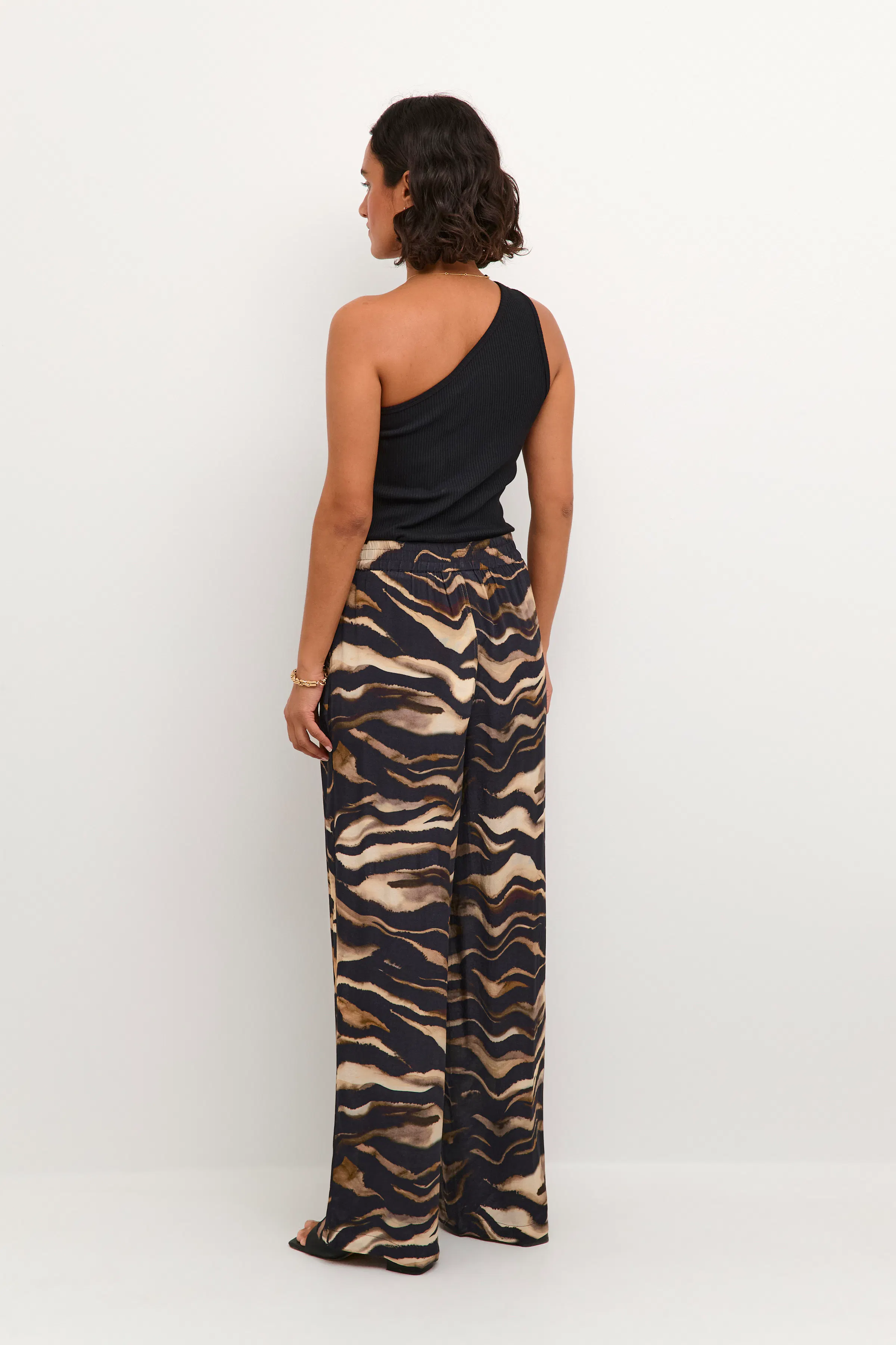 KAlaila Bukser LOOKBOOK BACK 10508525-105712