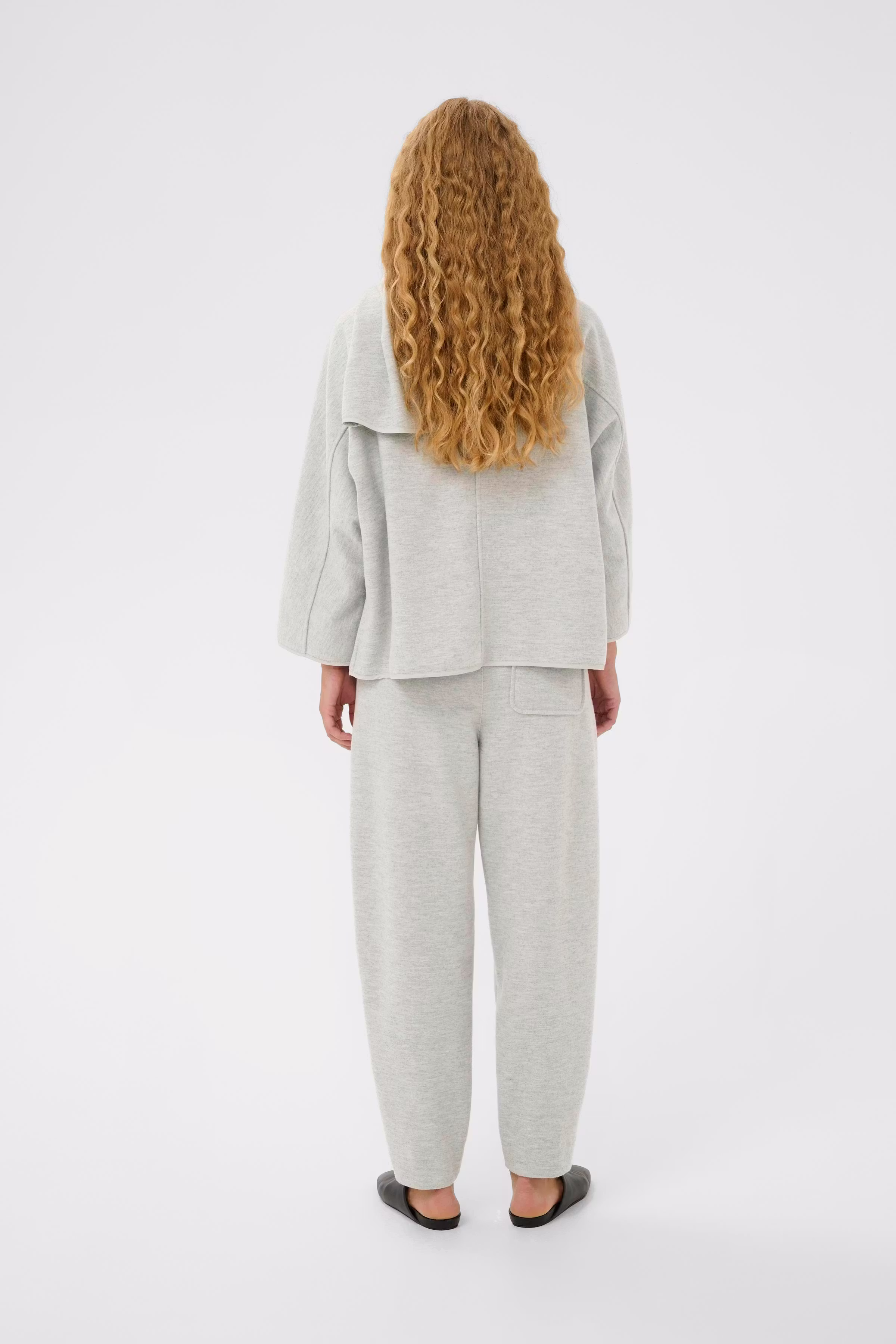 TWIGGYIW Poncho LOOKBOOK BACK 30112262-300285