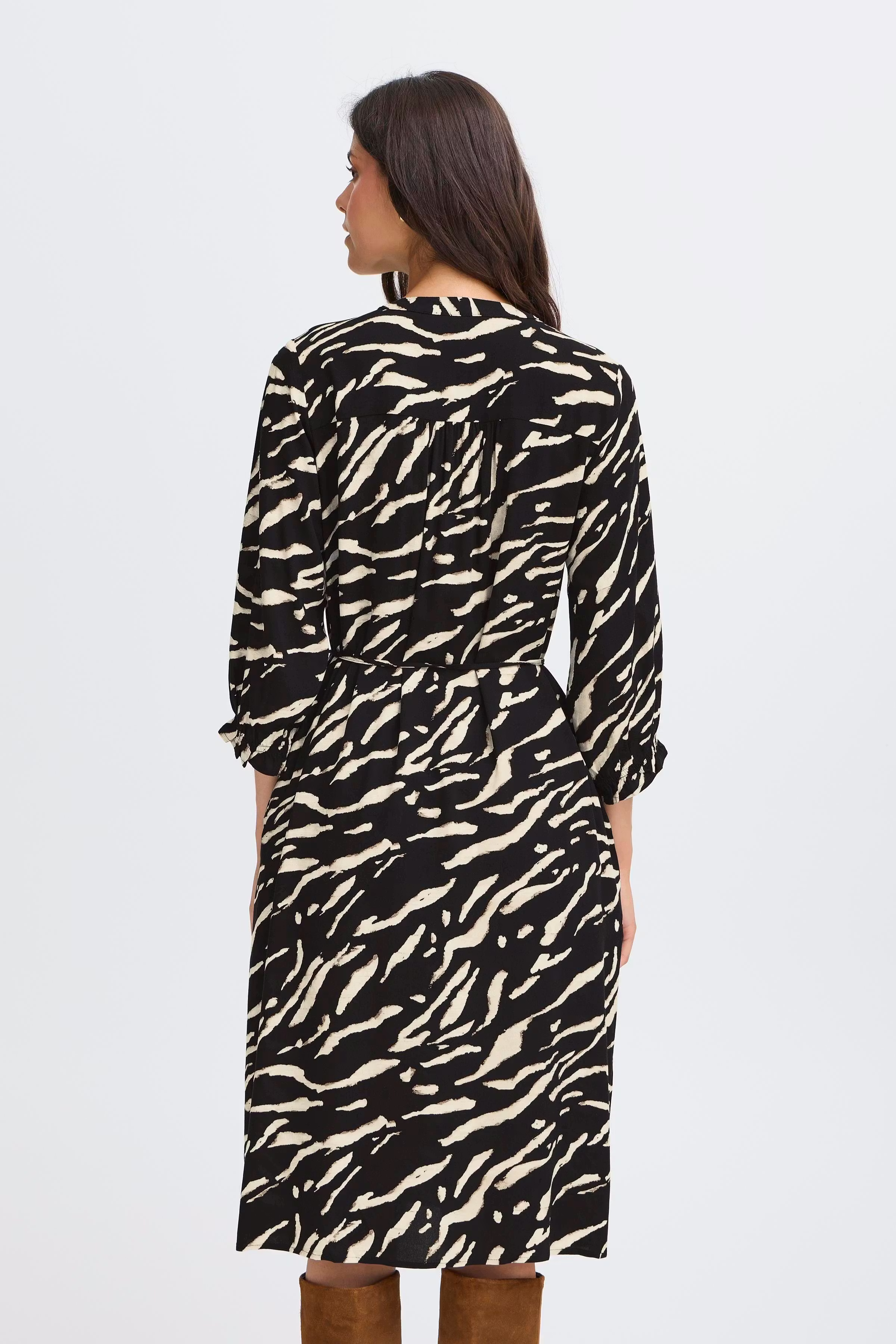 FRFLOWY Kjole LOOKBOOK BACK 20614107-205126