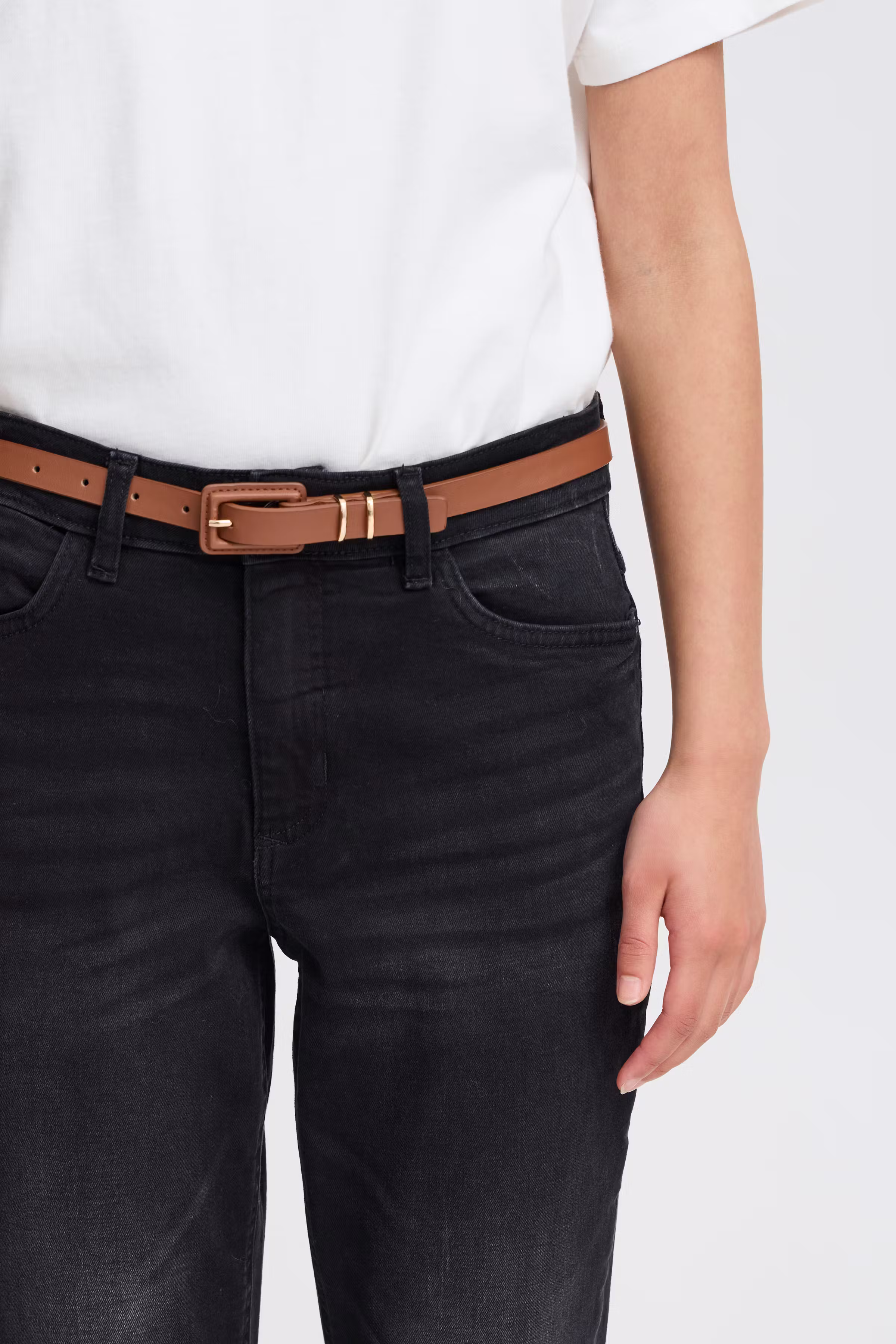 IAKAPIA Bælte LOOKBOOK DETAIL 20121725-181033