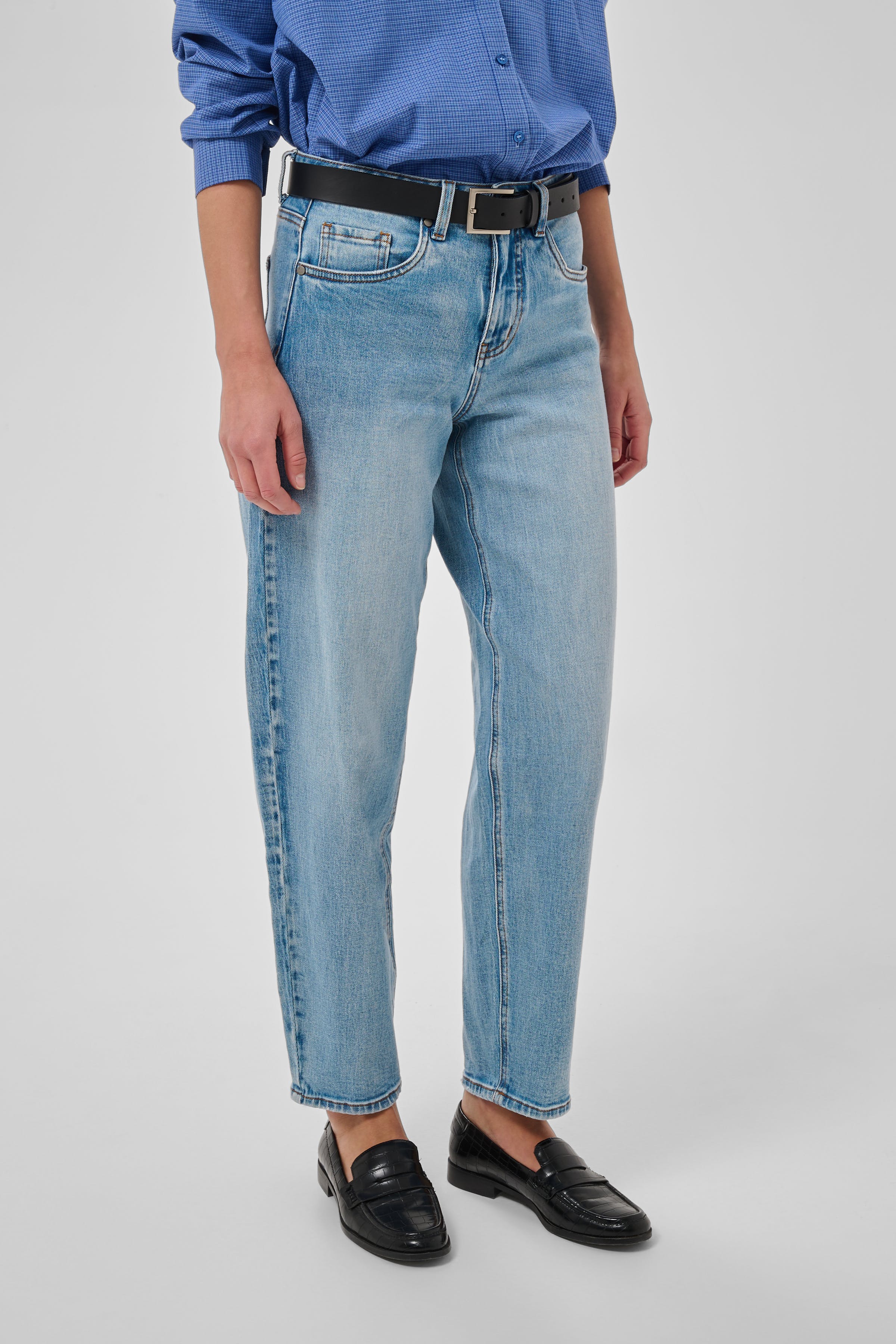 BalooMW Barrel jeans LOOKBOOK FRONT 10705241-100046