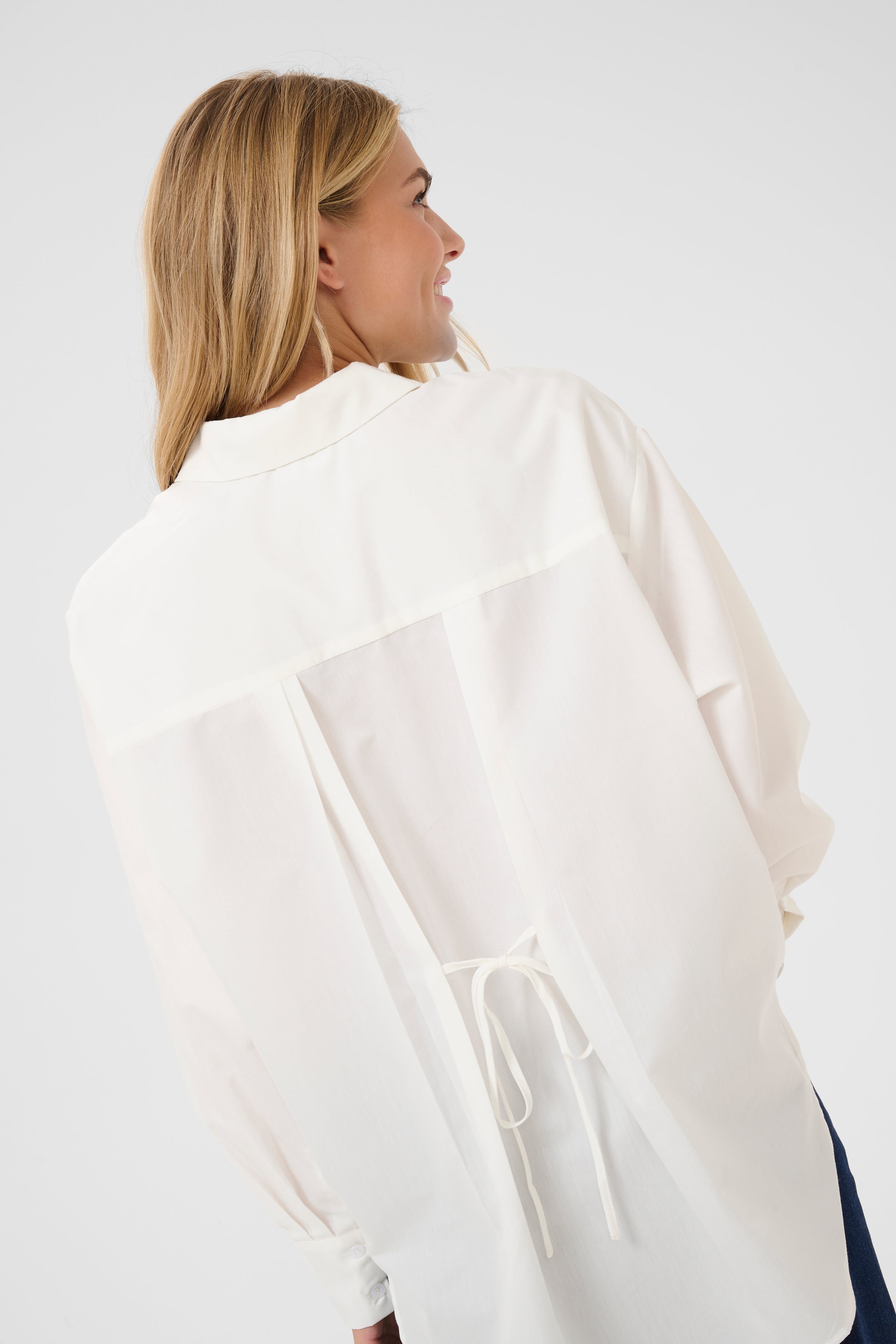 KAselma Skjorte LOOKBOOK DETAIL 10509455-110602