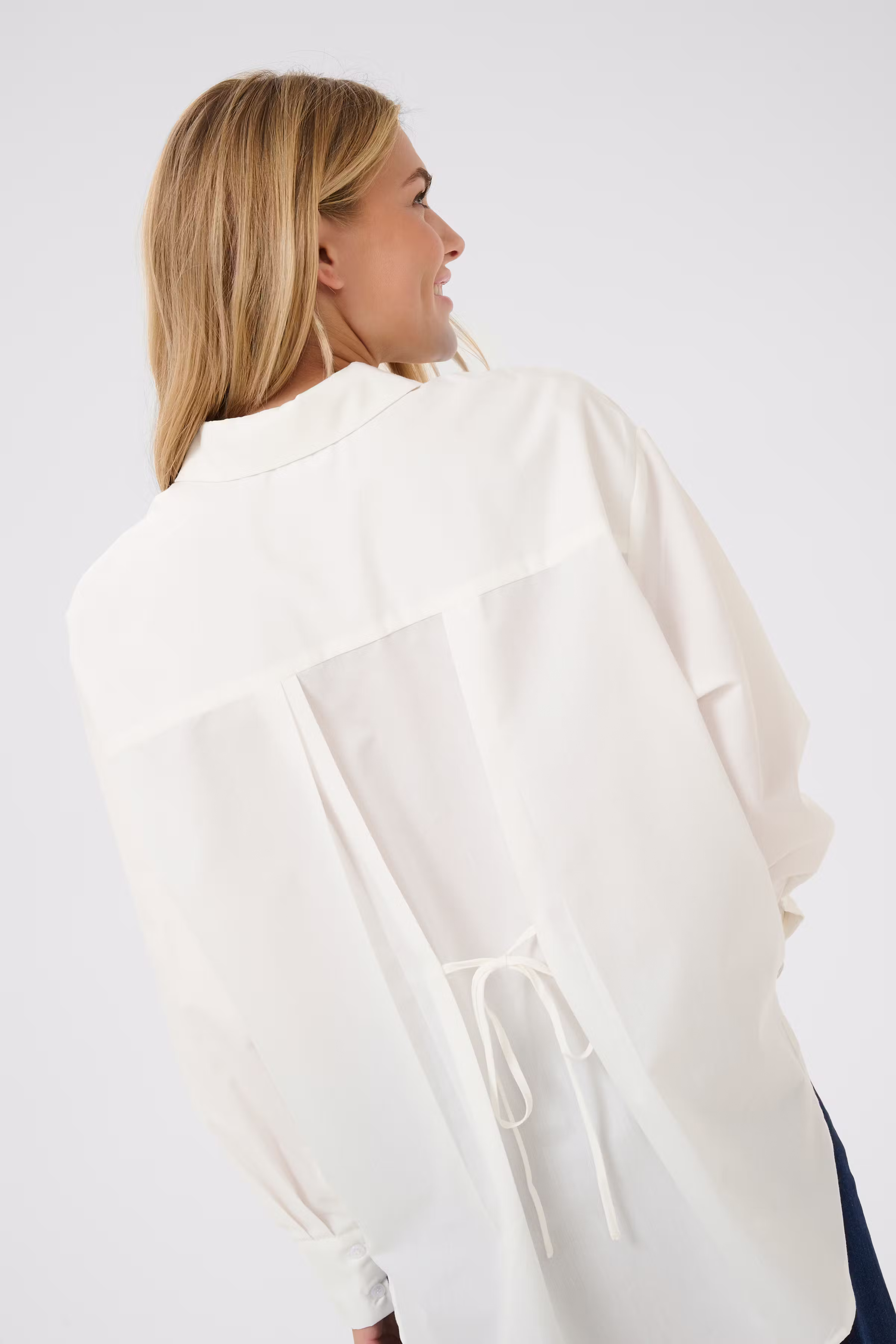 KAselma Skjorte LOOKBOOK DETAIL 10509455-110602