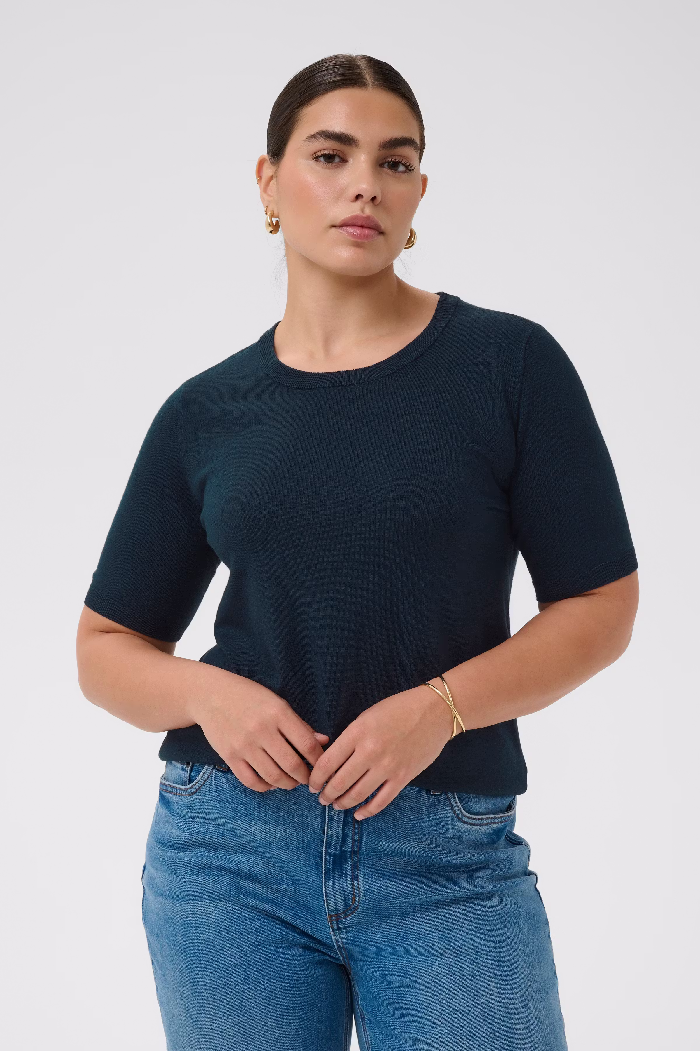 KClizzy Pullover LOOKBOOK FRONT 10582205-194020