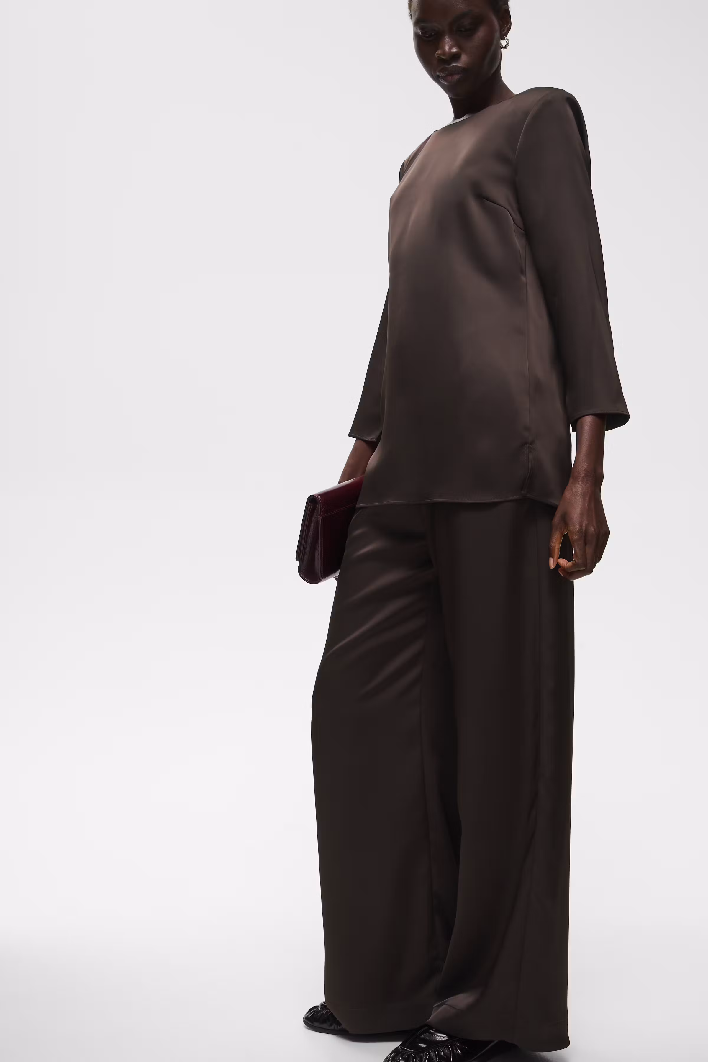 OLIVEIW Hose LOOKBOOK FRONT 30113013-191109