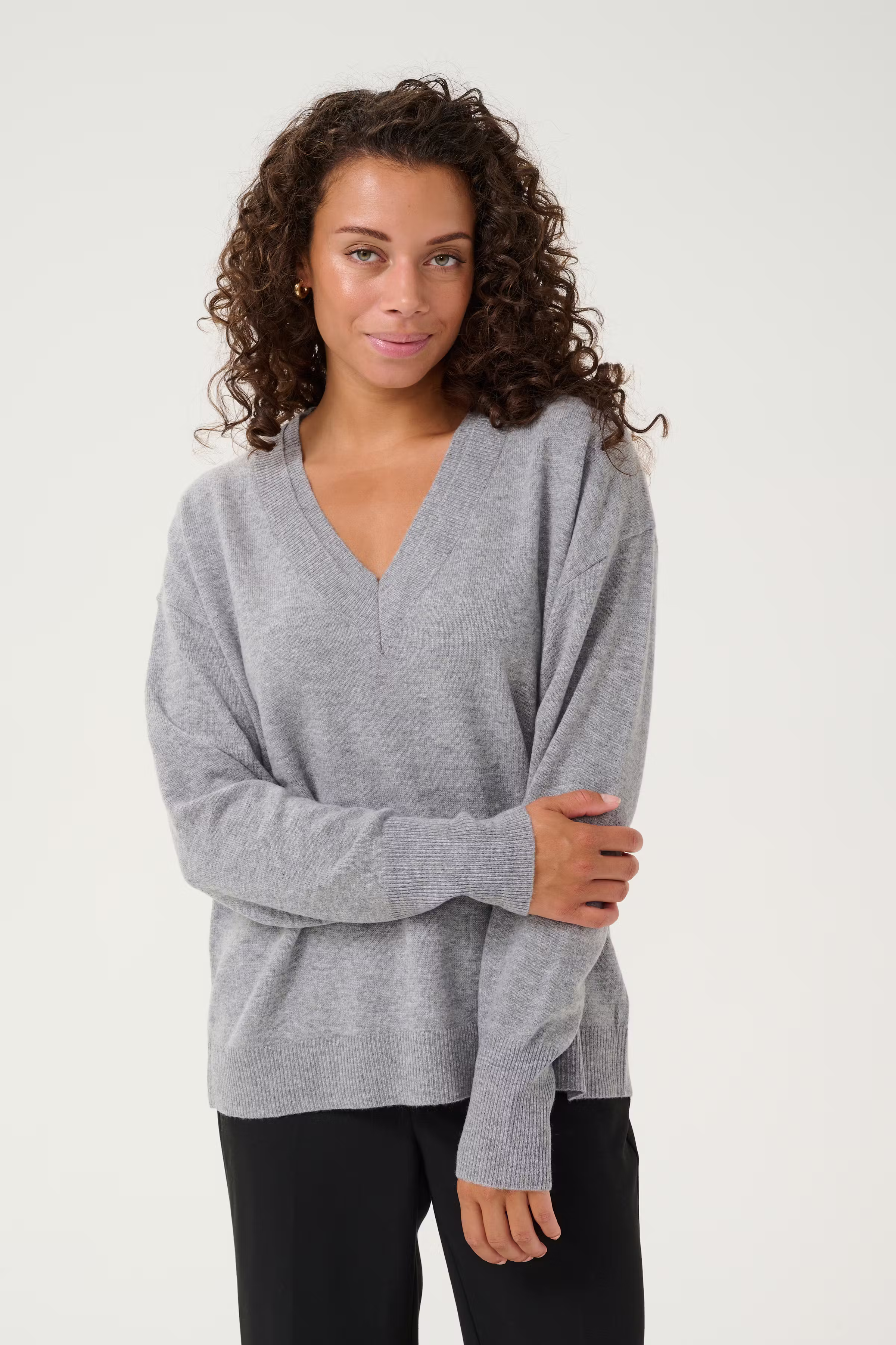 KAluna Pullover LOOKBOOK FRONT 10509117-100123