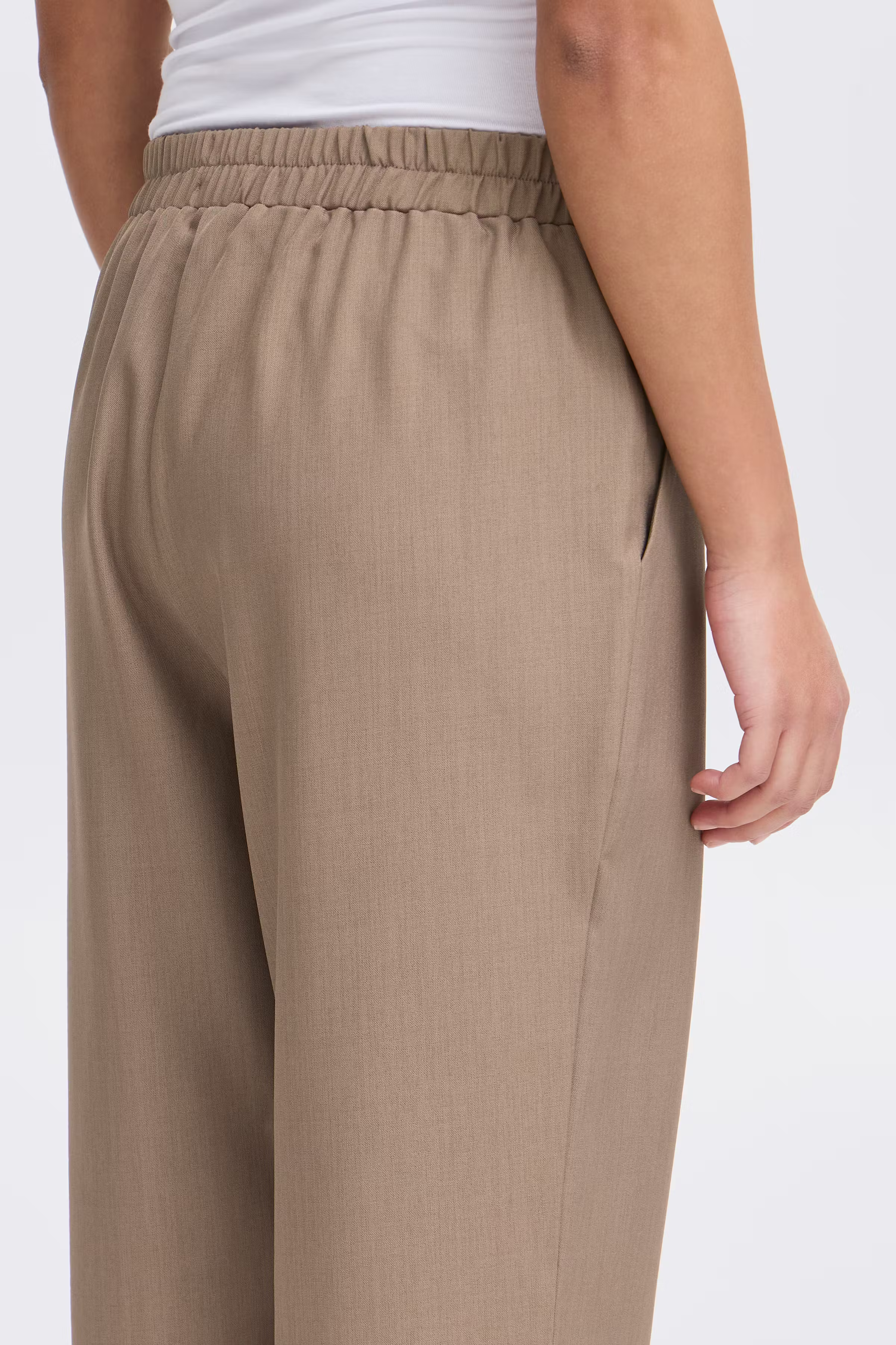 IXDORTHEA Trousers LOOKBOOK DETAIL 20123721-181017