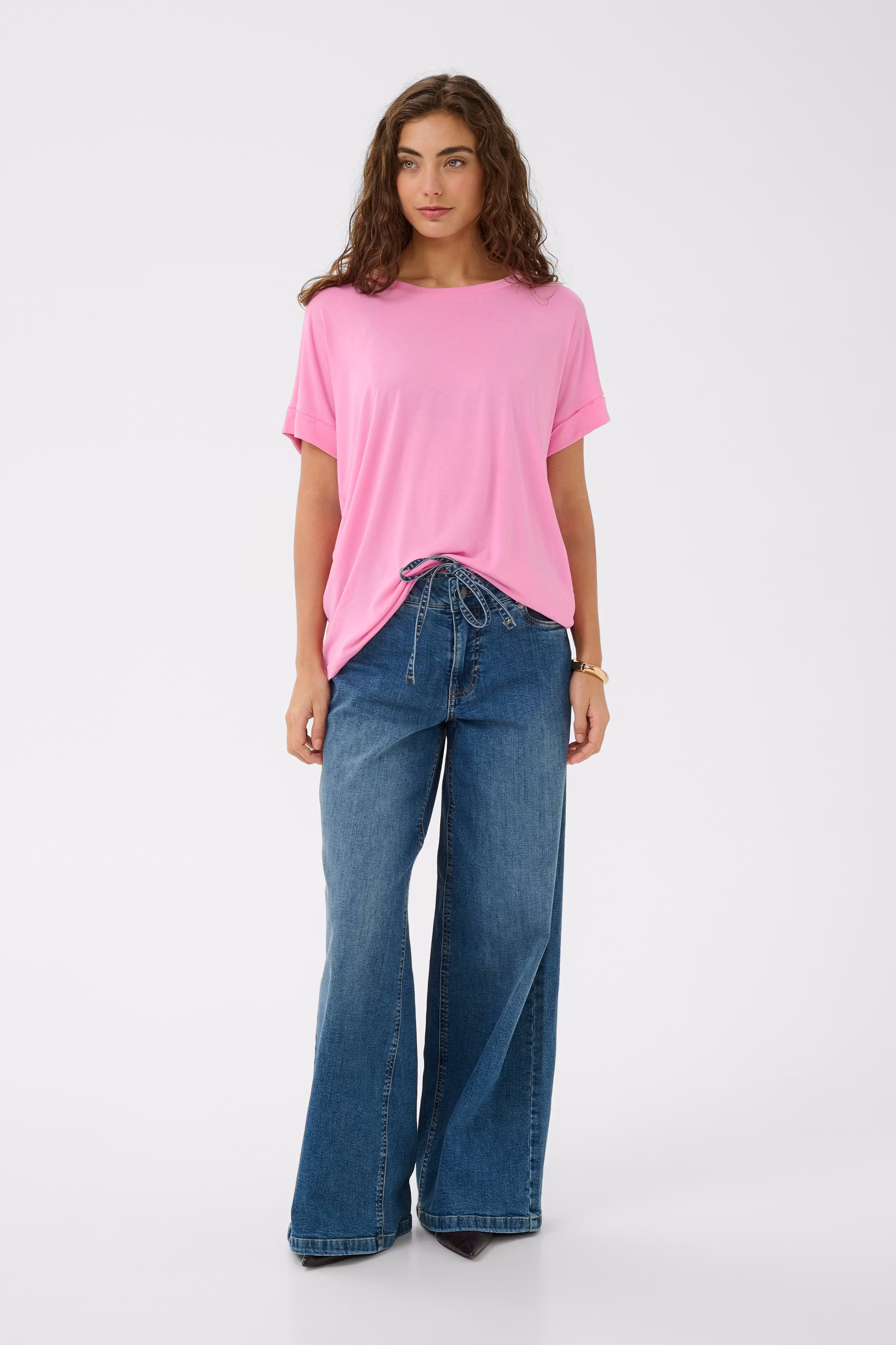 Kajsa T-shirt LOOKBOOK FRONT 50103468-152215