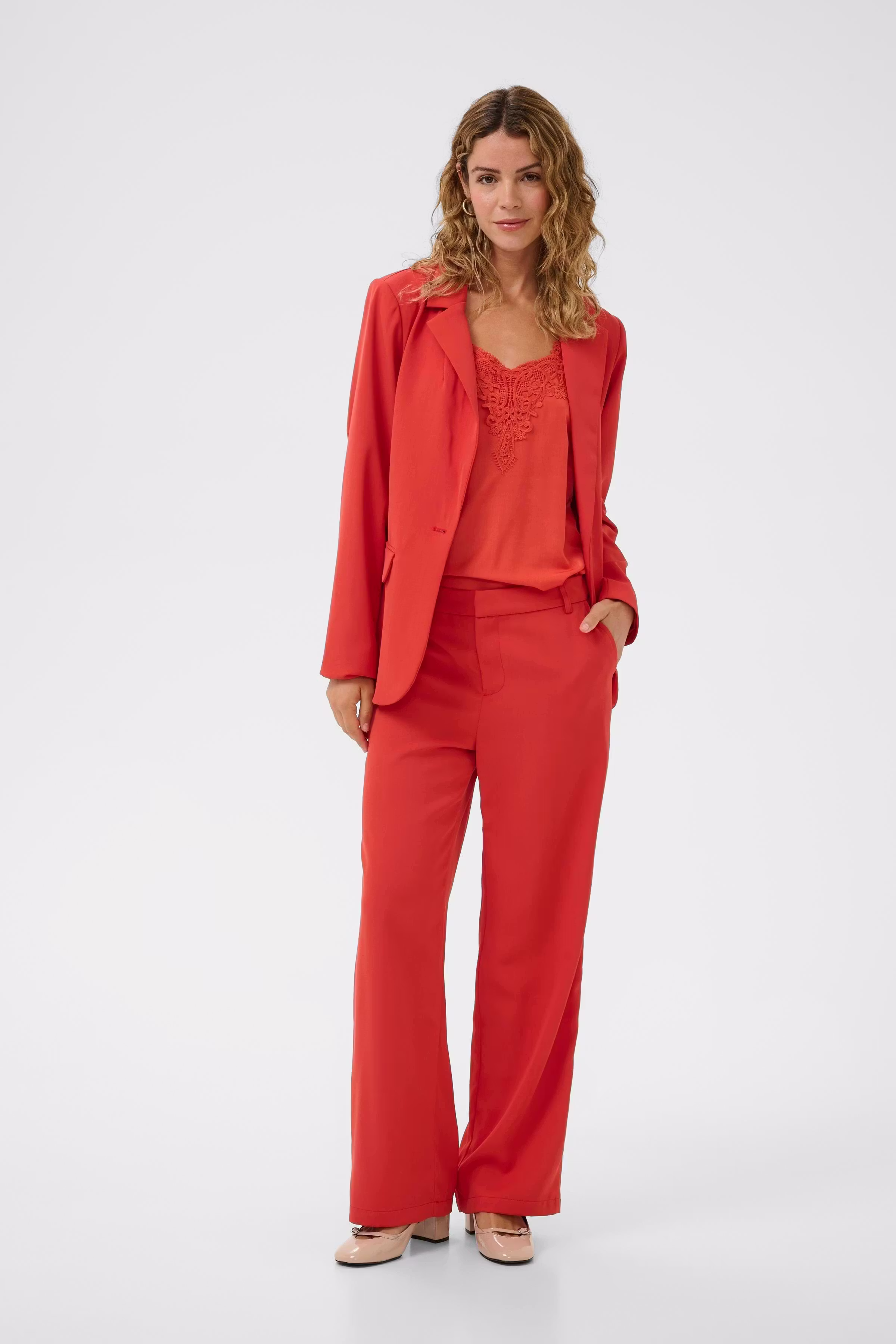 CRCan Blazer LOOKBOOK FRONT 10614073-171553