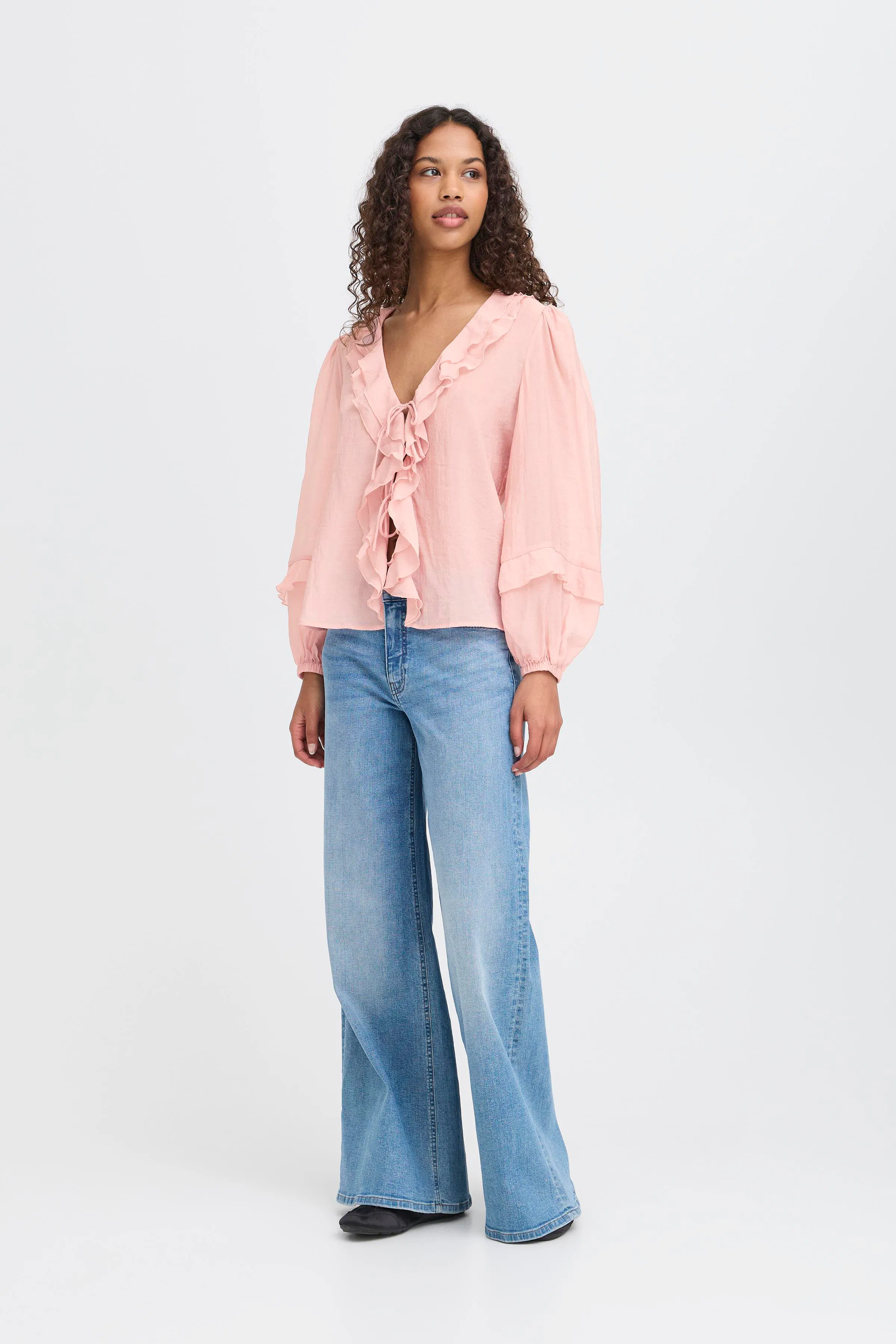 IHXMILLE Blouse LOOKBOOK FRONT 20123949-111408