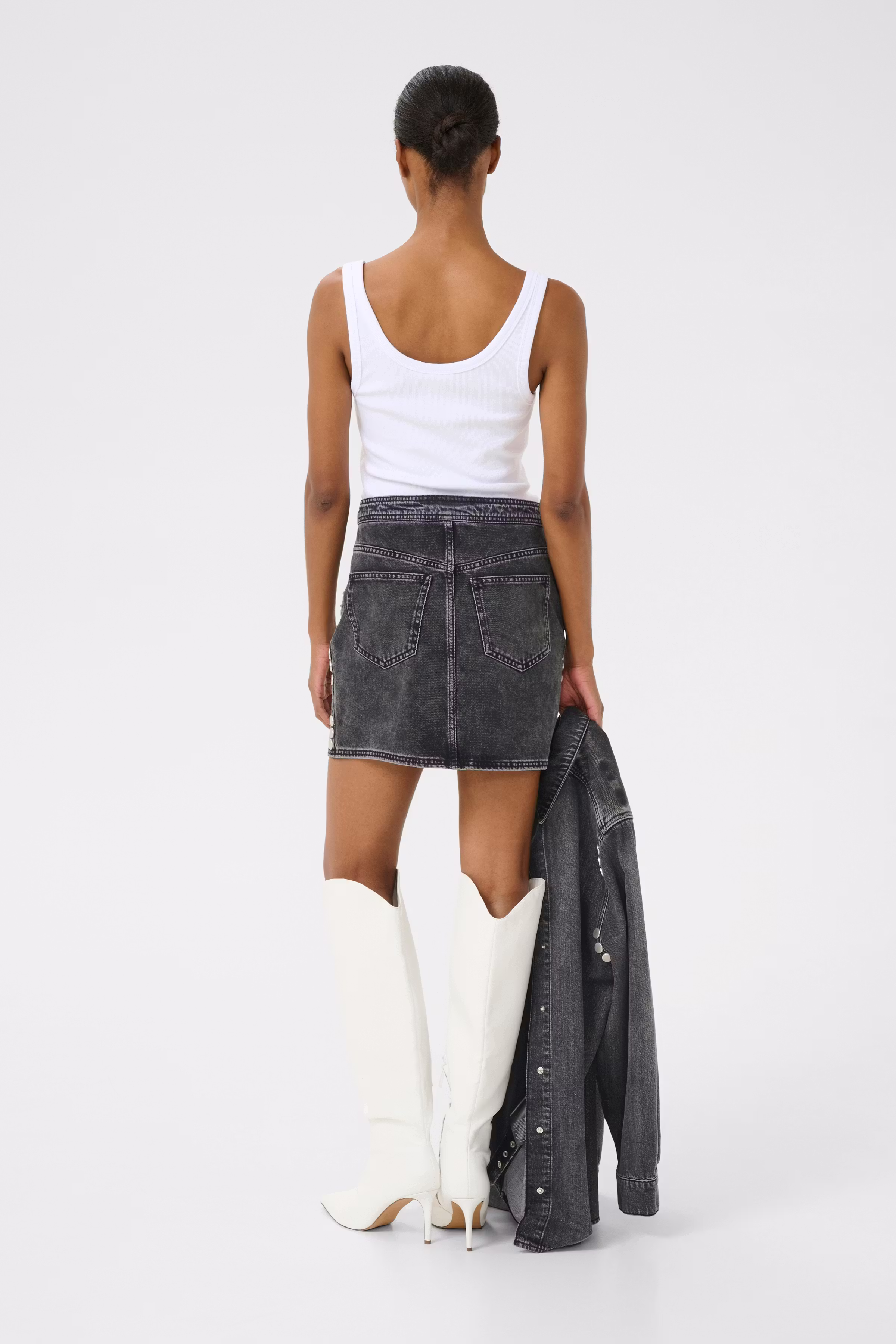 ZuvaGZ Skirt LOOKBOOK BACK 10909769-104987