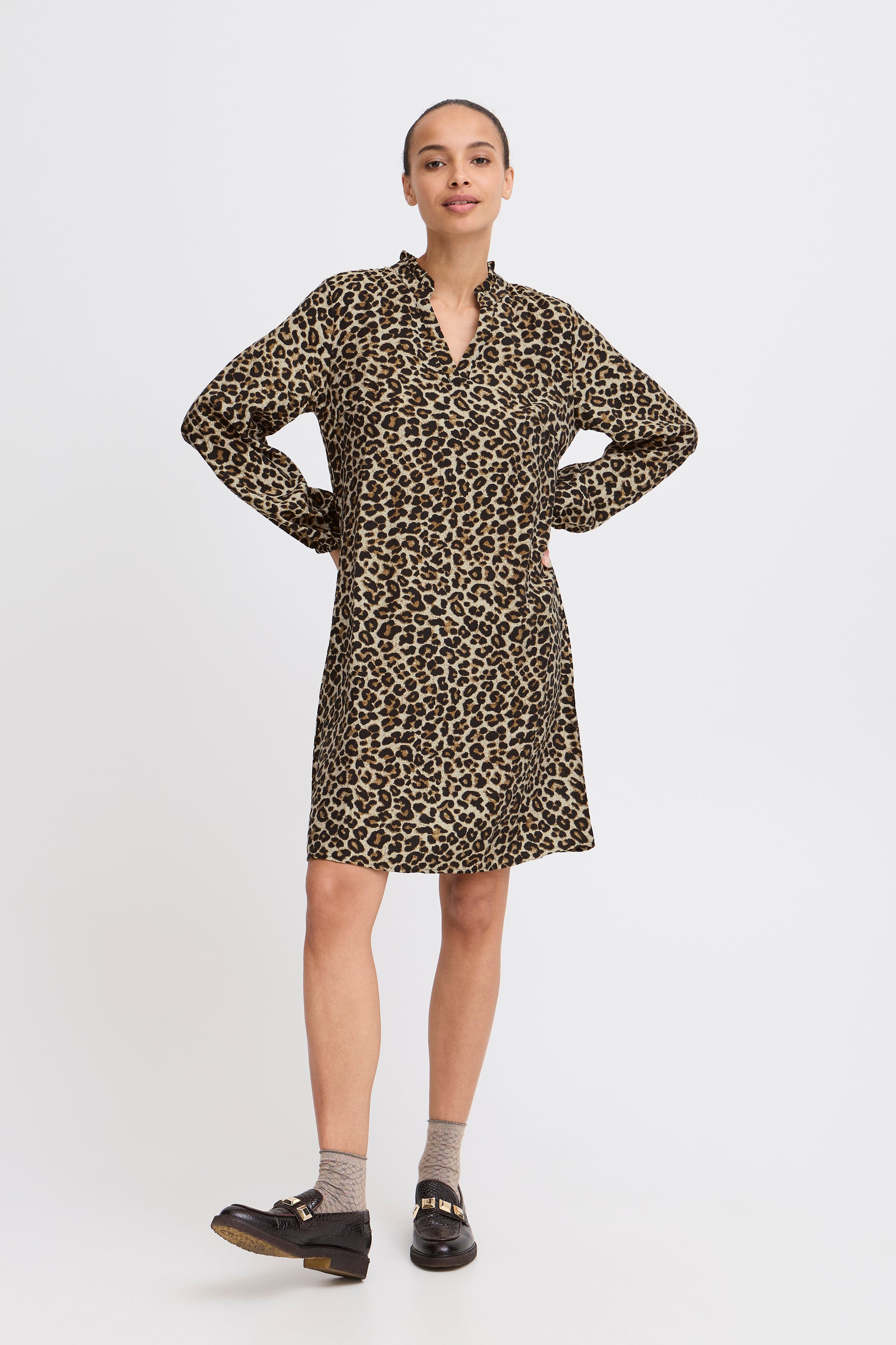 BYHINVA Kjole LOOKBOOK FRONT 20816097-202189