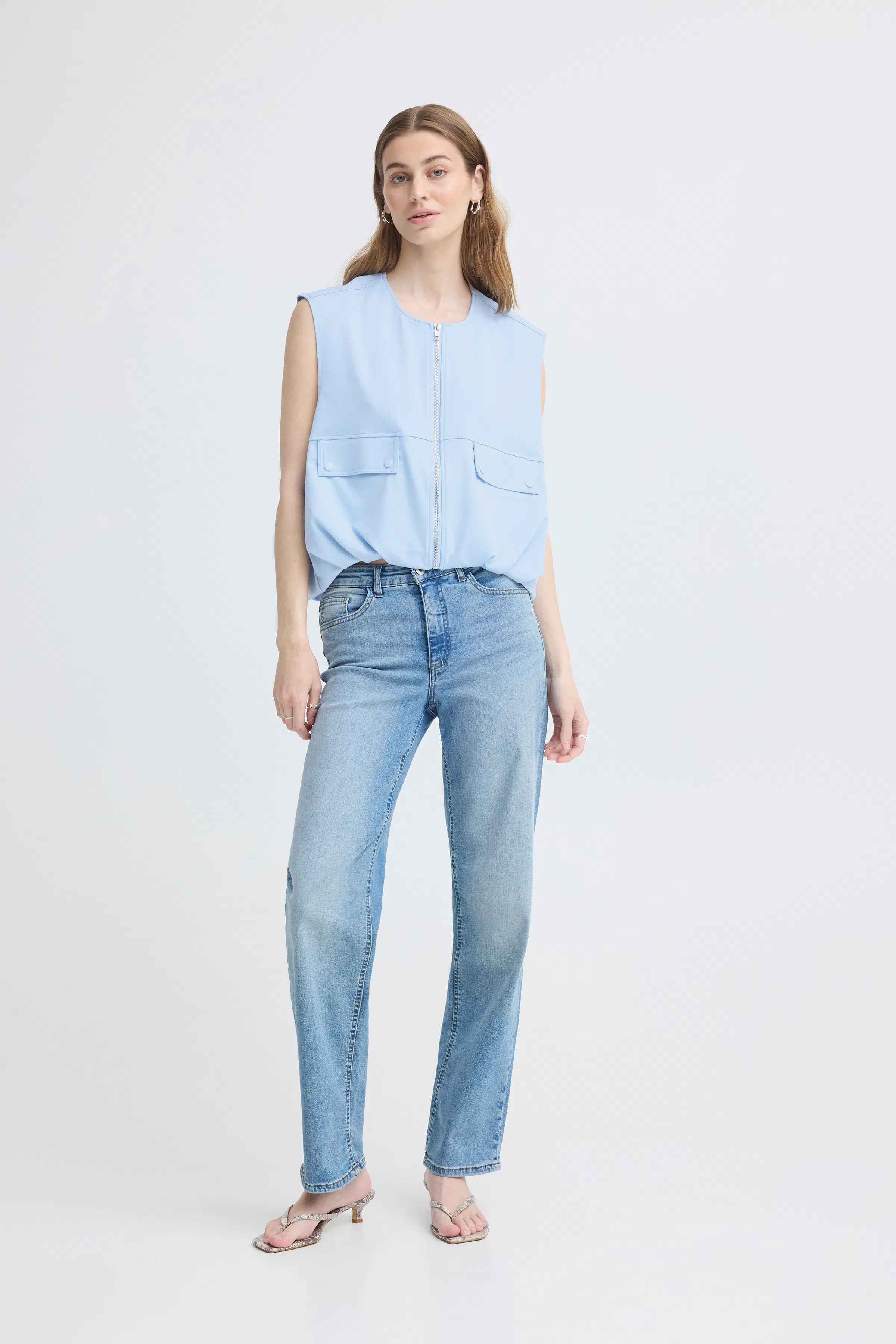 IXKATE Weste LOOKBOOK FRONT 20123636-144214