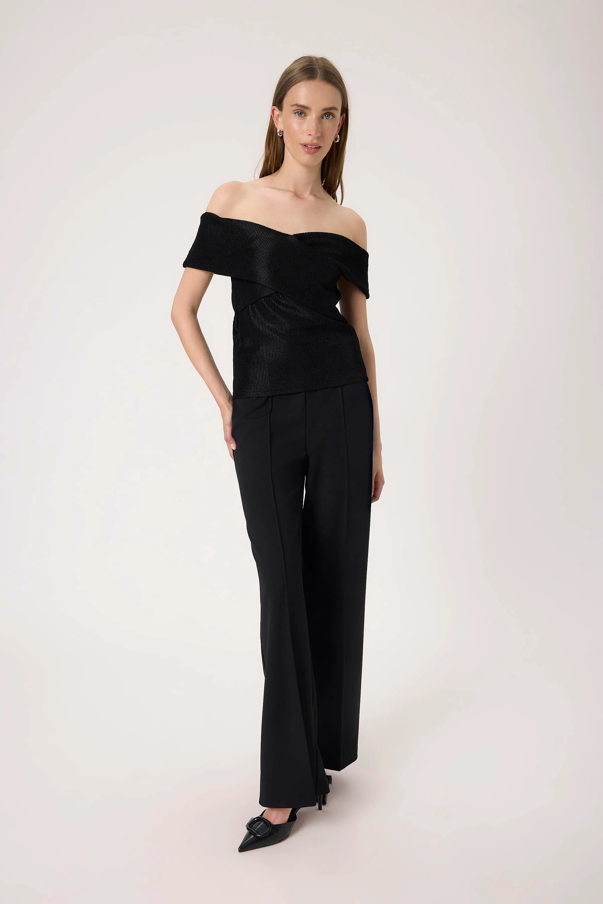 SLElspeth Top LOOKBOOK FRONT 30408789-194008