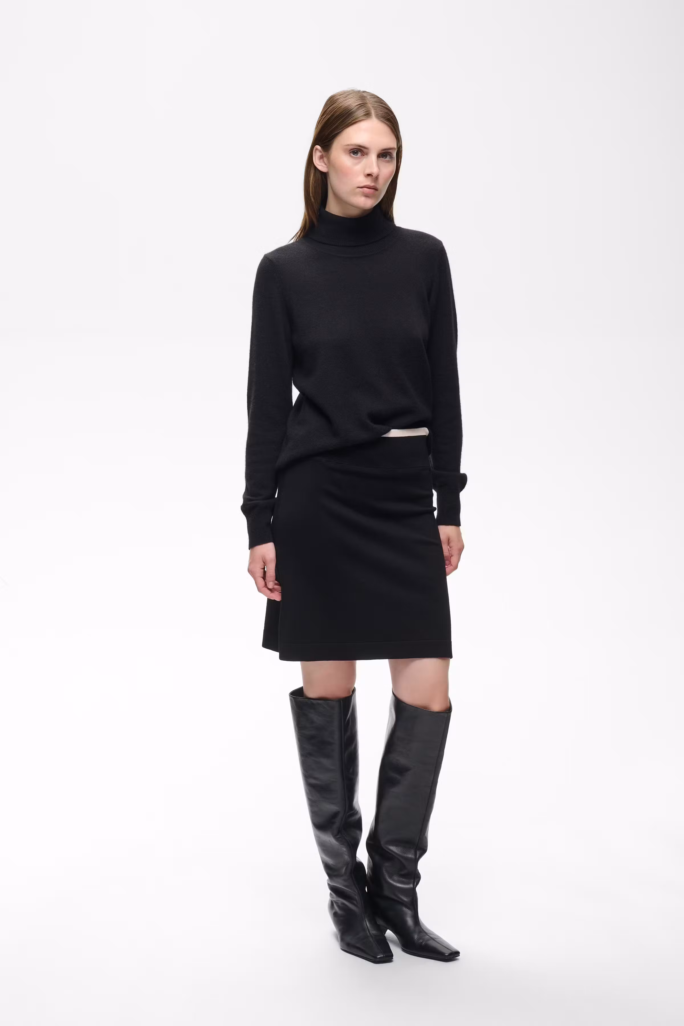 ZusanIW Skirt LOOKBOOK FRONT 30111349-194008
