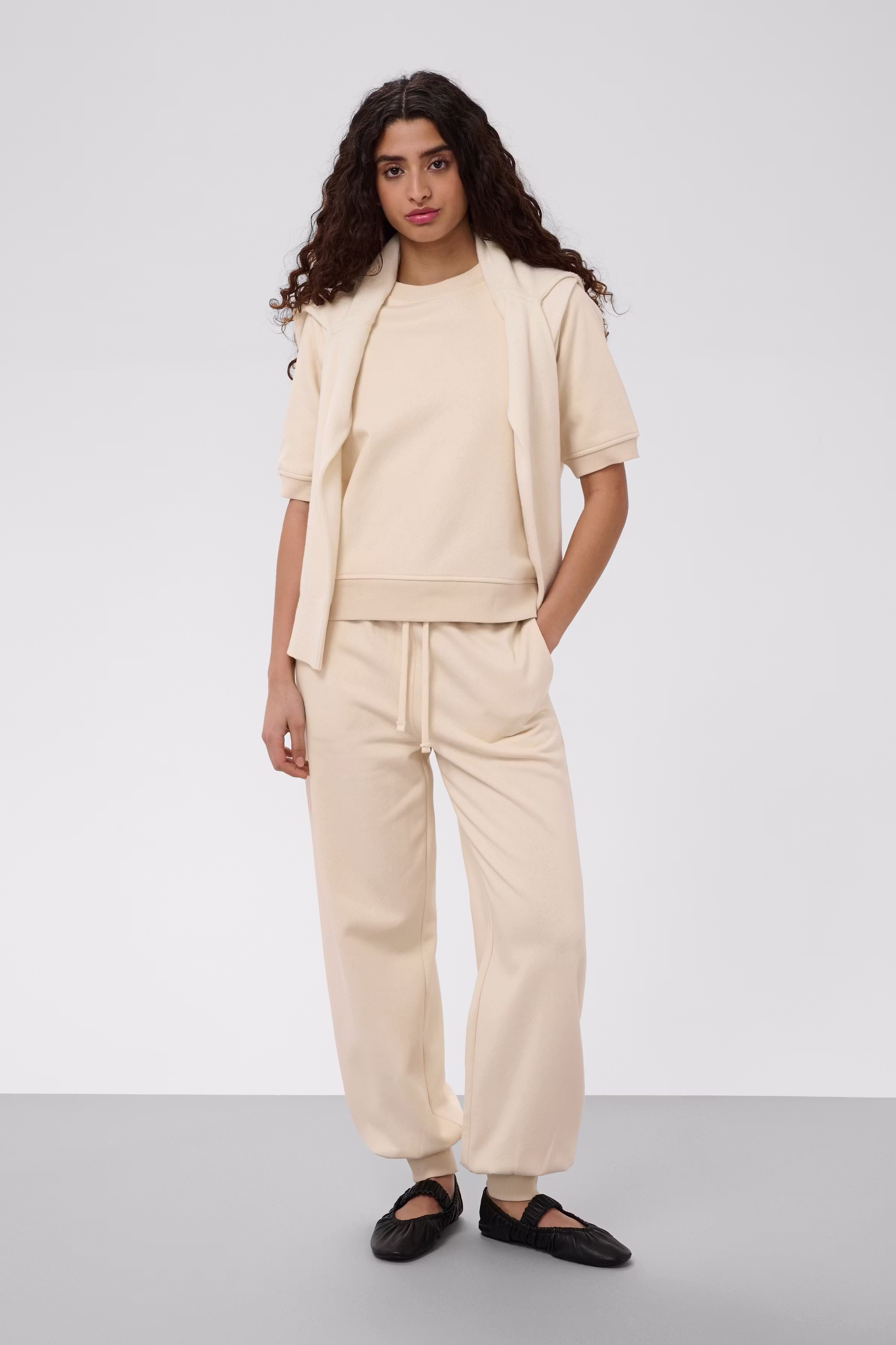 SLRolanda Hose LOOKBOOK FRONT 30409312-130401
