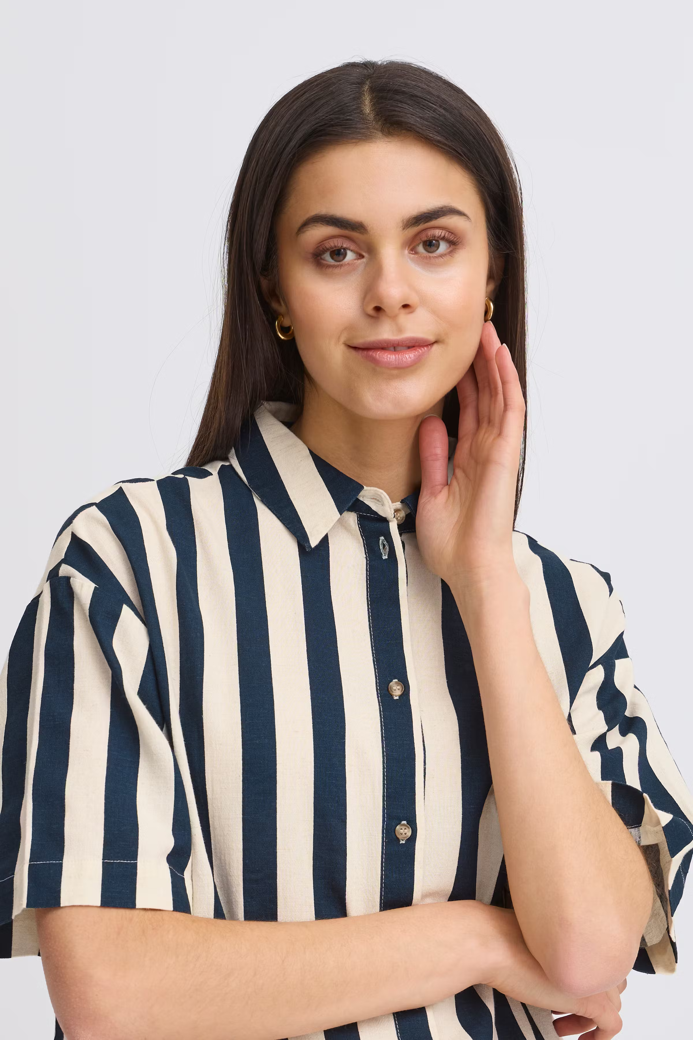 FRMADDIE Skjorte LOOKBOOK DETAIL 20615445-204460